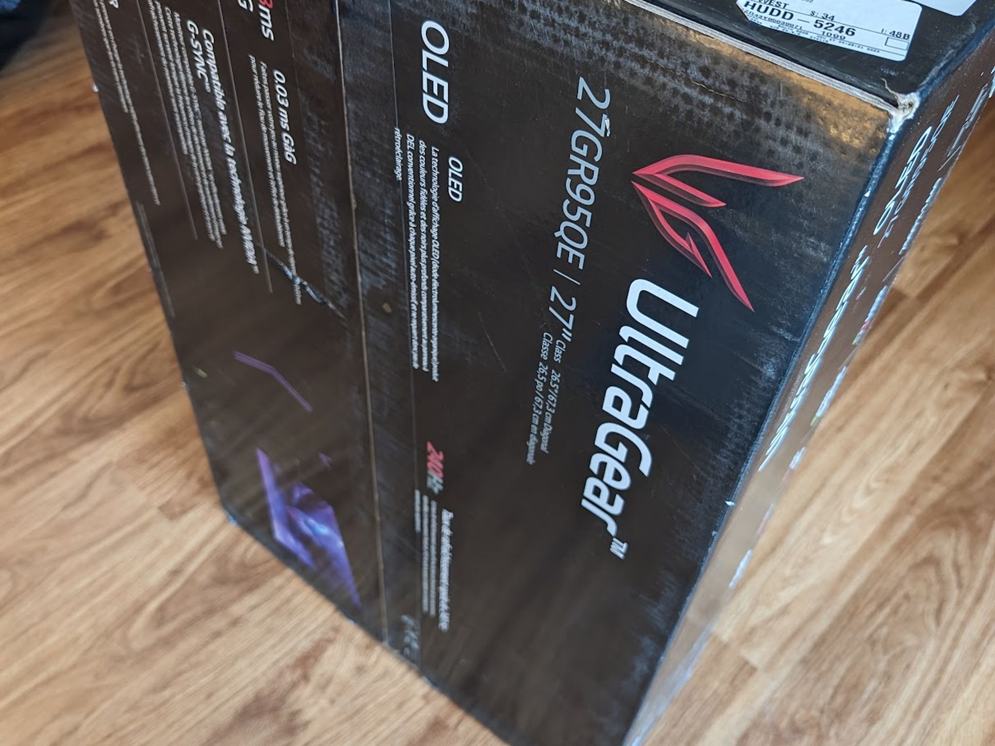 LG UltraGear 27" 240Hz OLED 2K Monitor .03ms FreeSync Premium/G-Sync QHD 2560 x 1440 27GR95QE-B