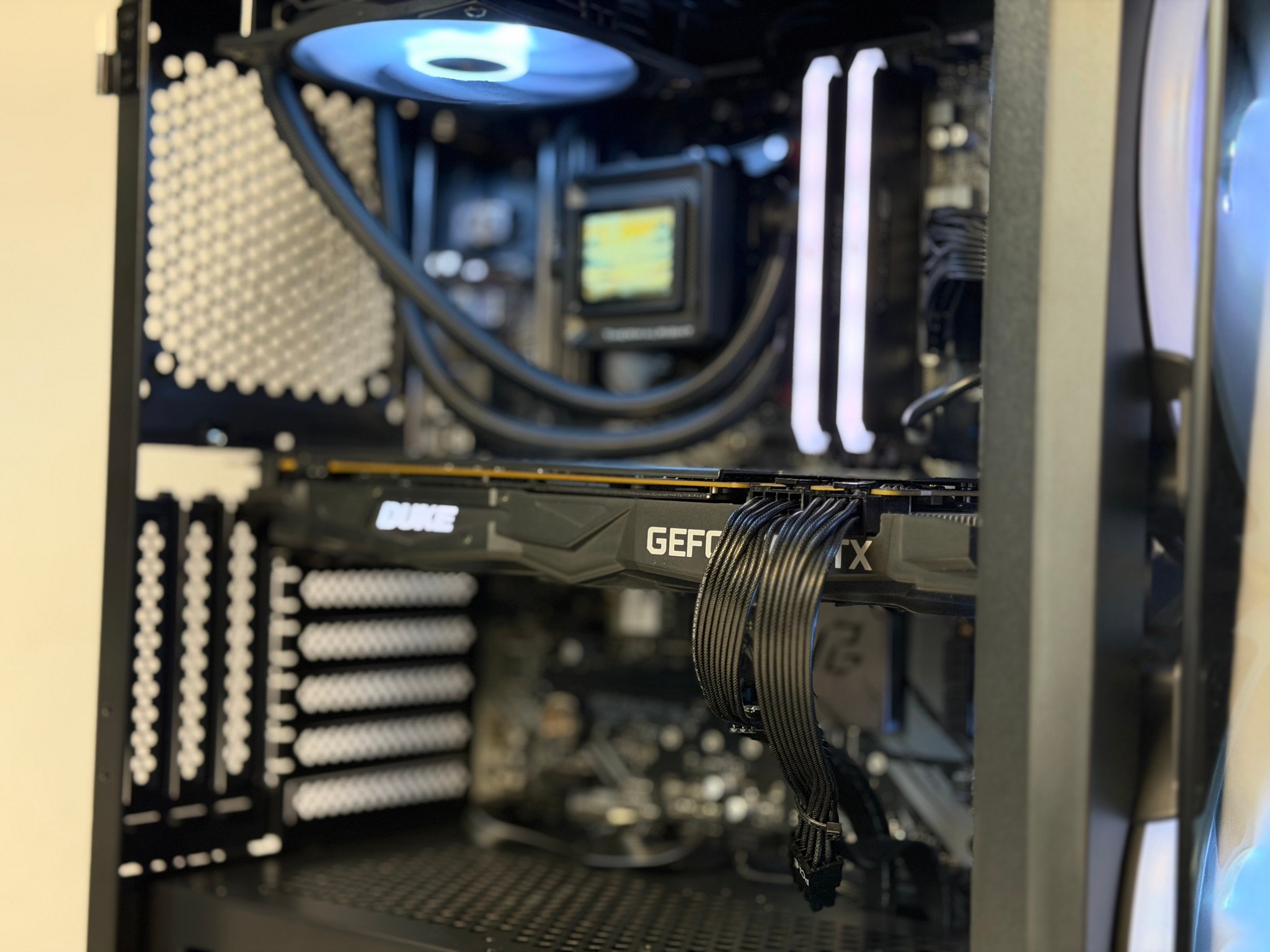 GTX 1080 Ti Gaming PC | Ryzen 5 5500 | 1TB SSD | 16GB DDR4