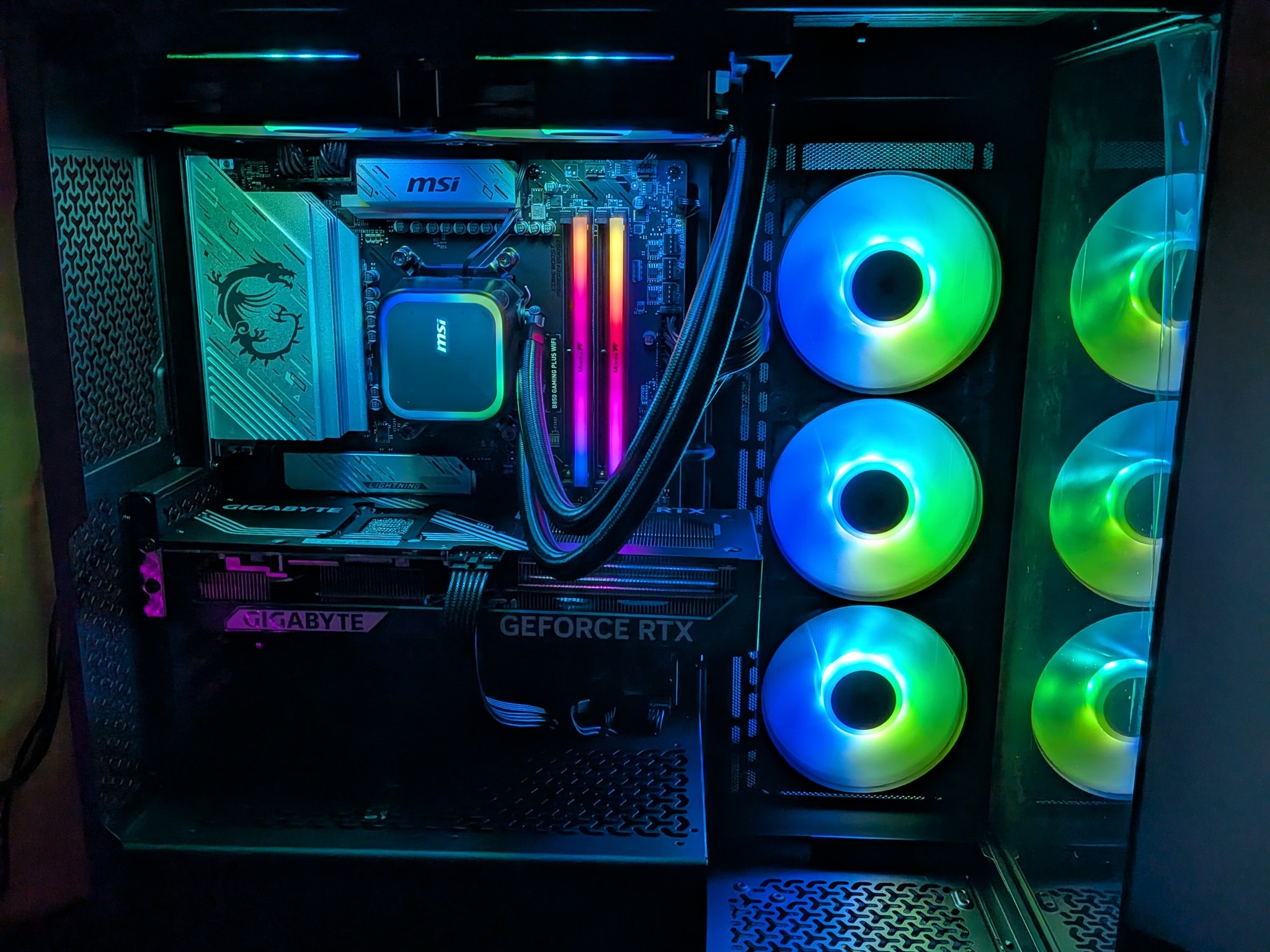 9850X3D | RTX 5070 | 32GB | 1 TB | 750W