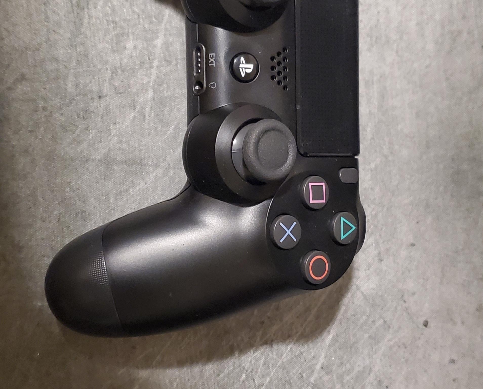 Ps4 dualshock controllers with original box