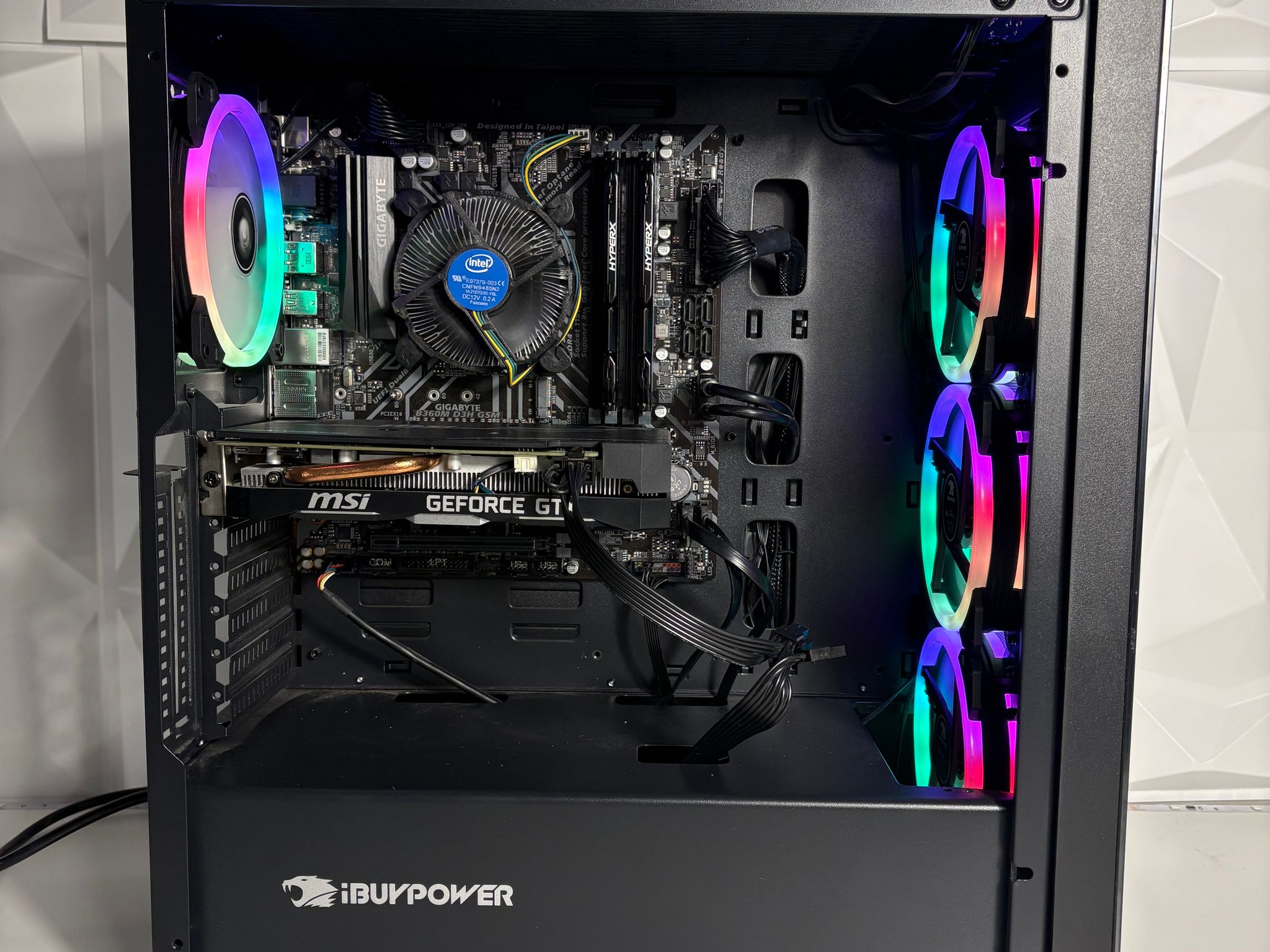 //RGB Gaming PC// - Intel Core i5 9400, GTX 1660 Ti, 16GB Ram, 512GB SSD