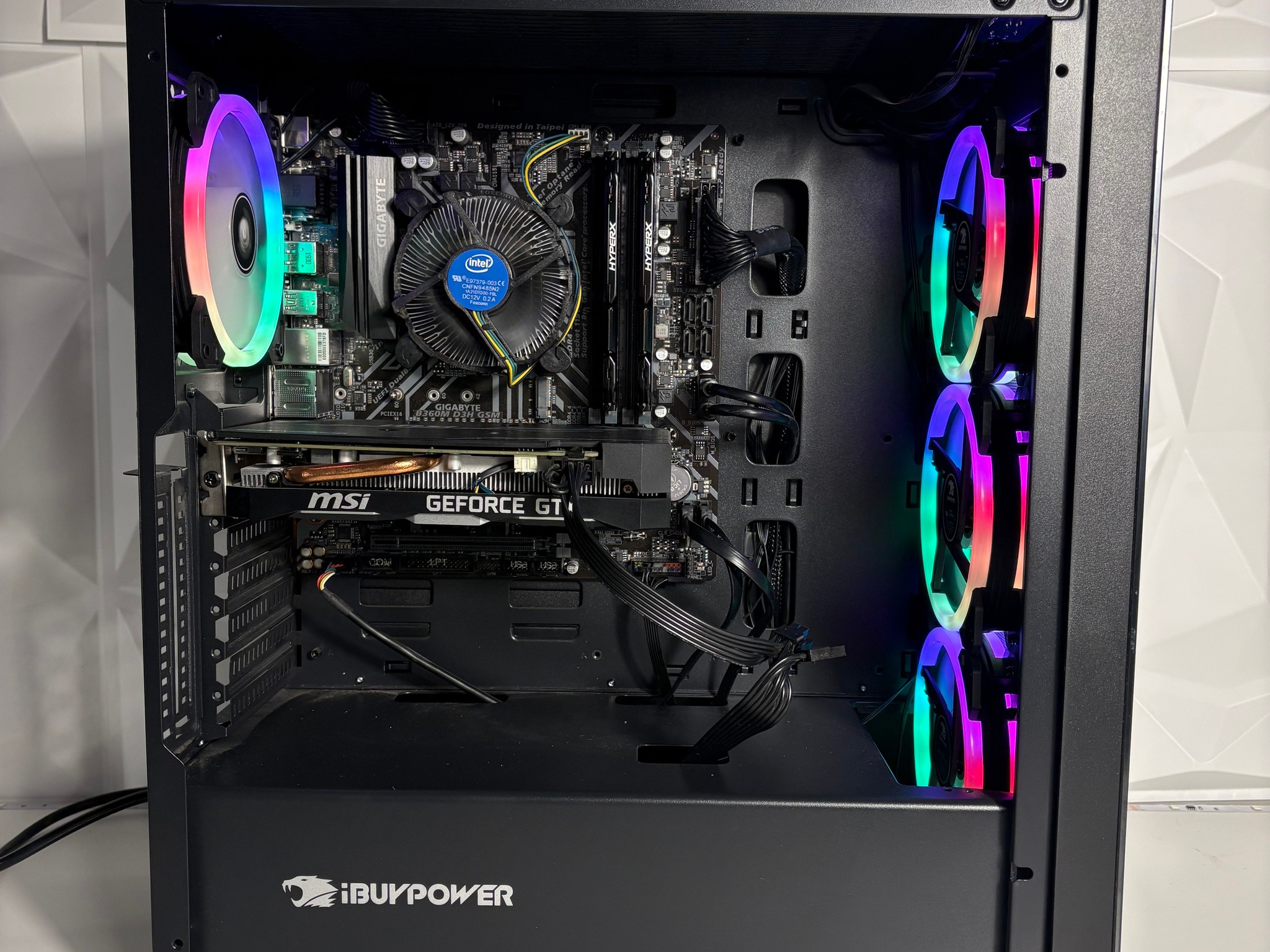 //RGB Gaming PC// - Intel Core i5 9400, GTX 1660 Ti, 16GB Ram, 512GB SSD