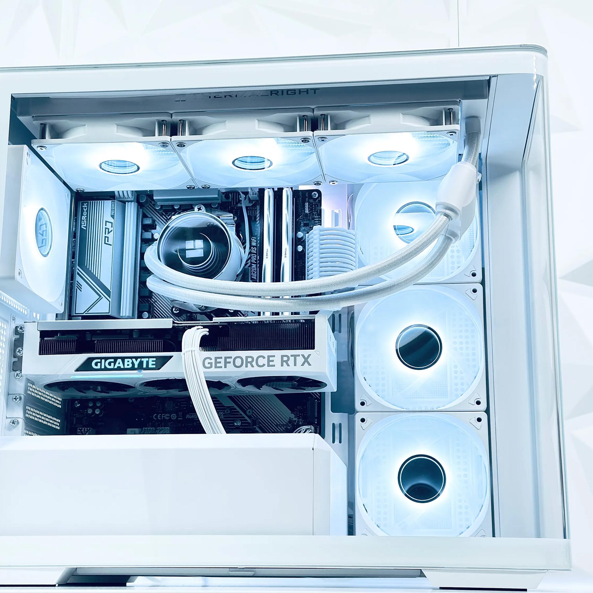 🧊🥶🧔‍♂️Iceman❄️Liquid Cooled Gaming PC❄️Nvidia RTX 4070 Ti 12GB❄️AMD Ryzen 7 7700❄️32GB DDR5