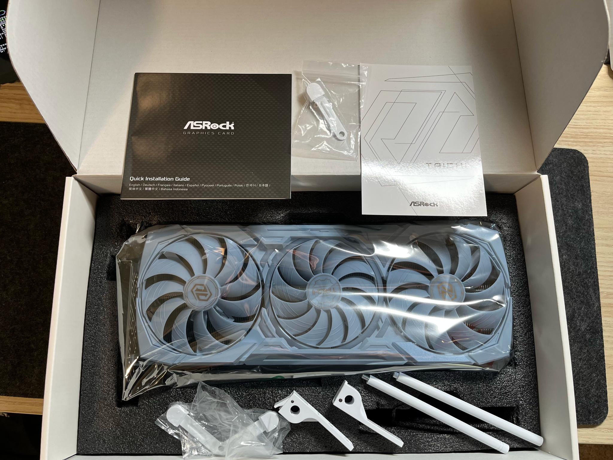 **SALE** RX 7900 XTX TAICHI WHITE 24GB OC AMD RADEON