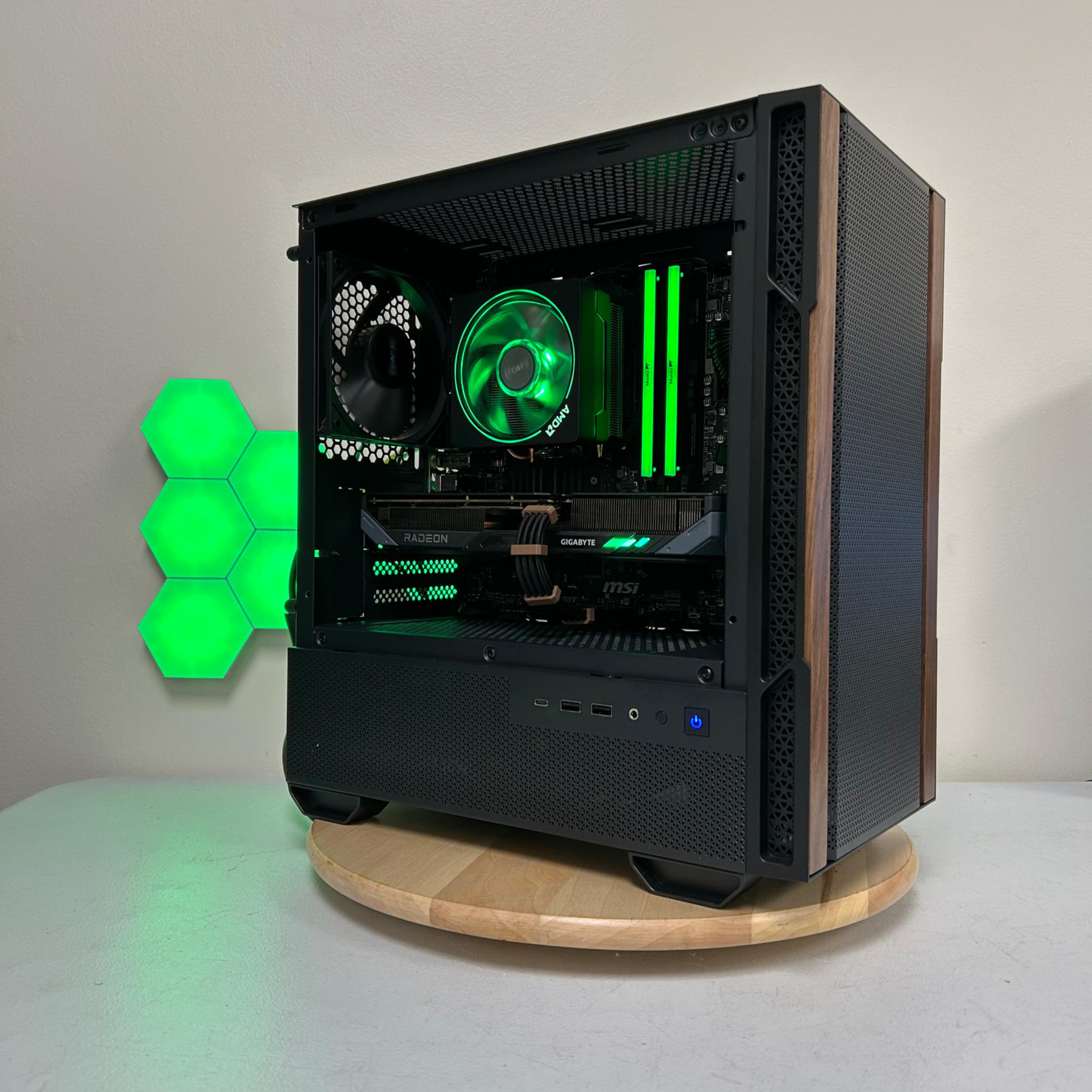 🌳 "Cypress Blaze" - Ryzen 7 5800 XT - RX 9060 XT 16GB - 32 GB - 1TB