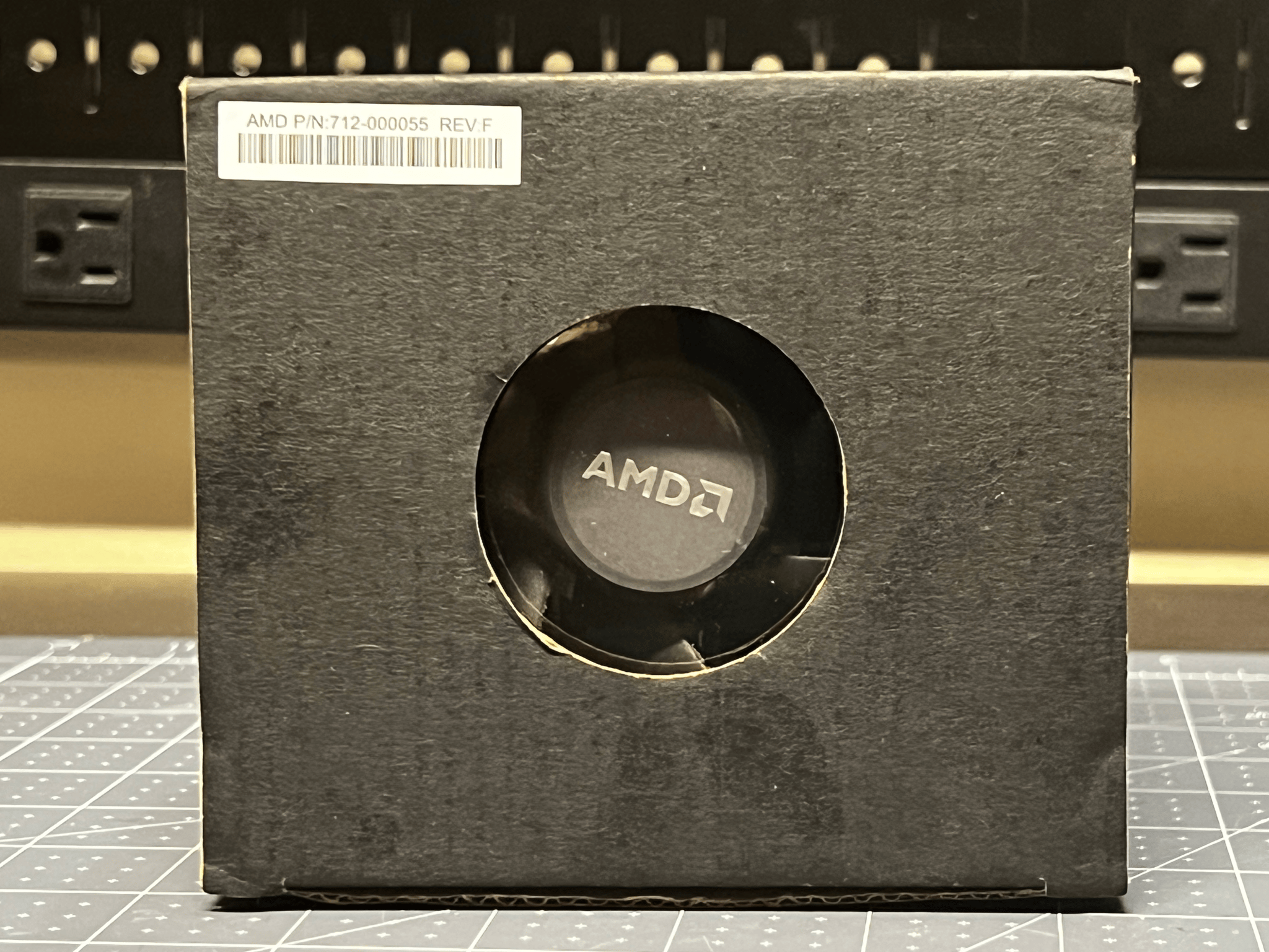 AMD Wraith Spire Socket AM4 4-Pin PWM Copper Core CPU Cooler