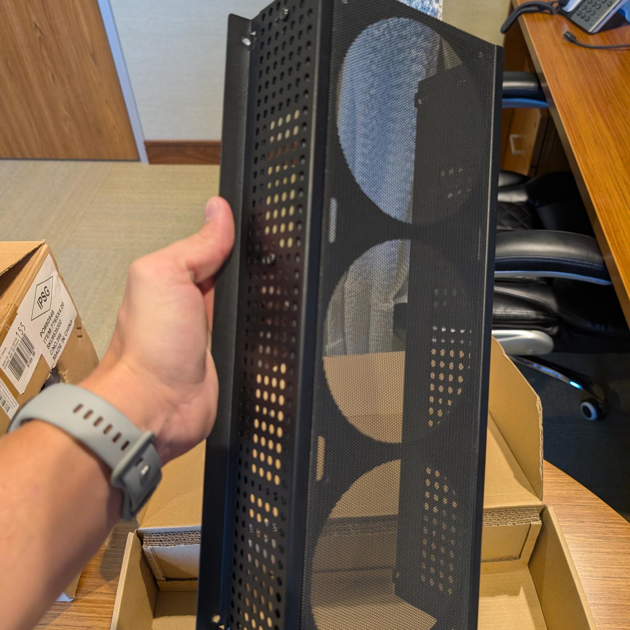 SSUPD Meshroom S w/PCIe 5.0 Riser (Black - Mesh)