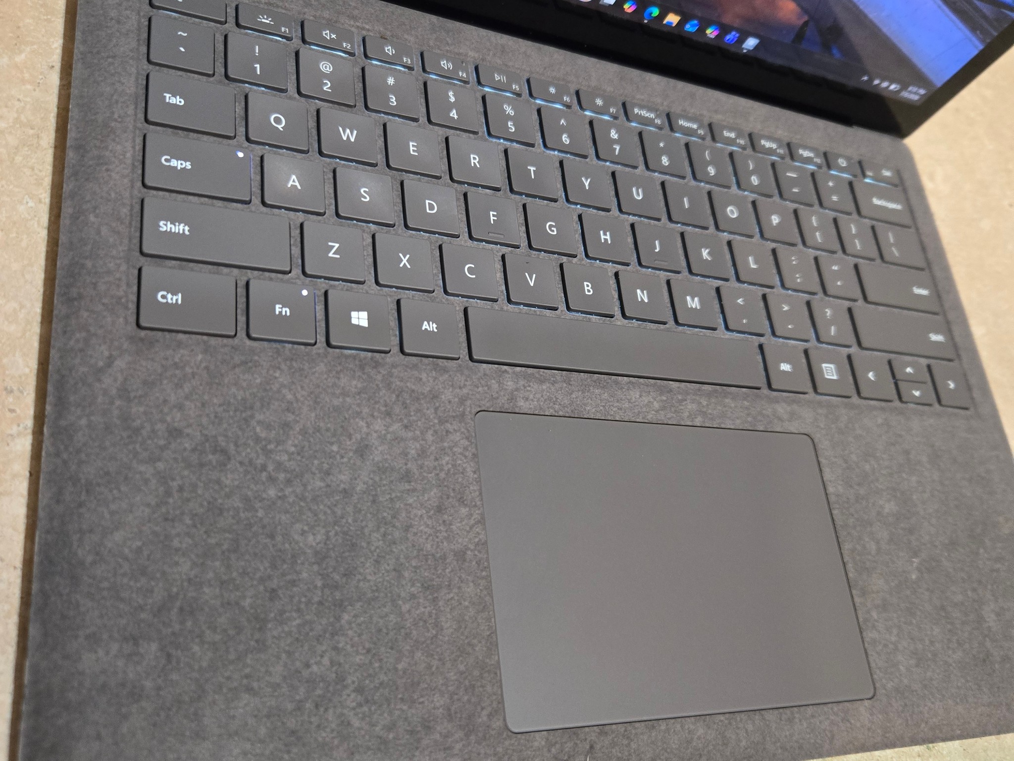 Microsoft Surface Laptop 4 - 256Gb SSD - Ryzen 5 - 13.5" 2k Touch Display - Model 1958