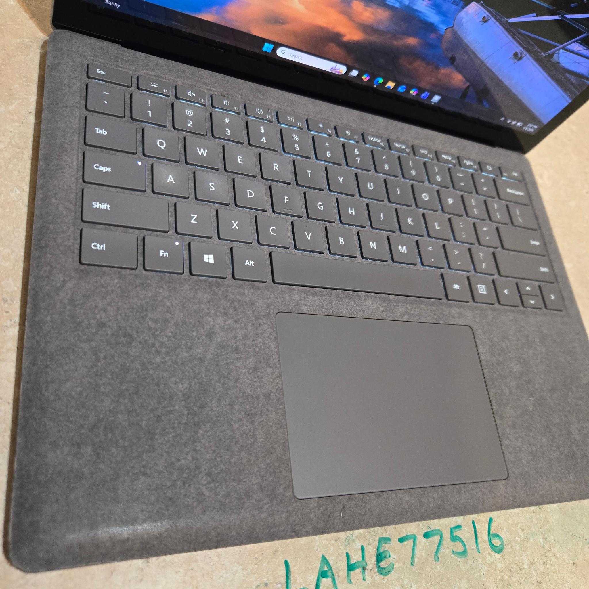 Microsoft Surface Laptop 4 - 256Gb SSD - Ryzen 5 - 13.5" 2k Touch Display - Model 1958