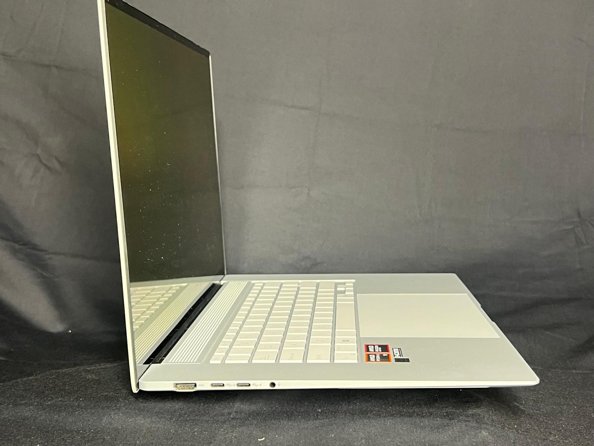 ASUS Zenbook S 16 3K OLED (UM5606WA‑S16.R3651TB) – Brand New