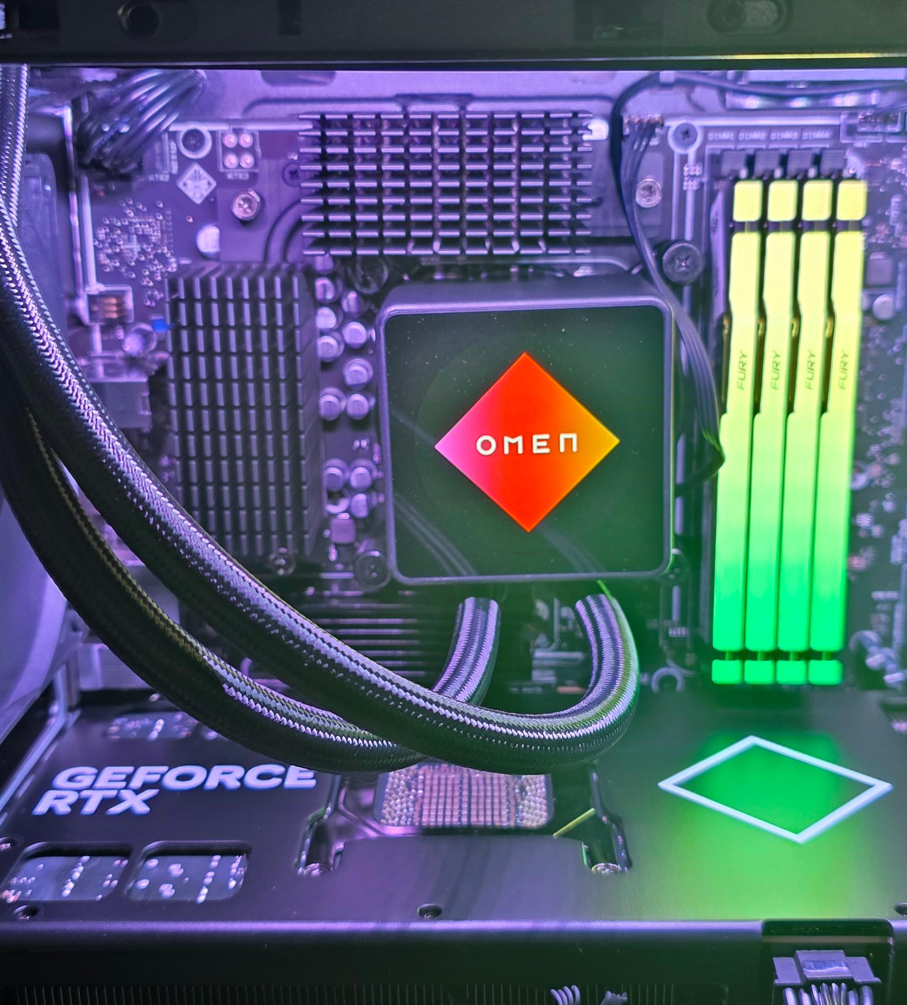 64GB DDR5 6000MHZ (16Gx4) - Kingston Fury RGB