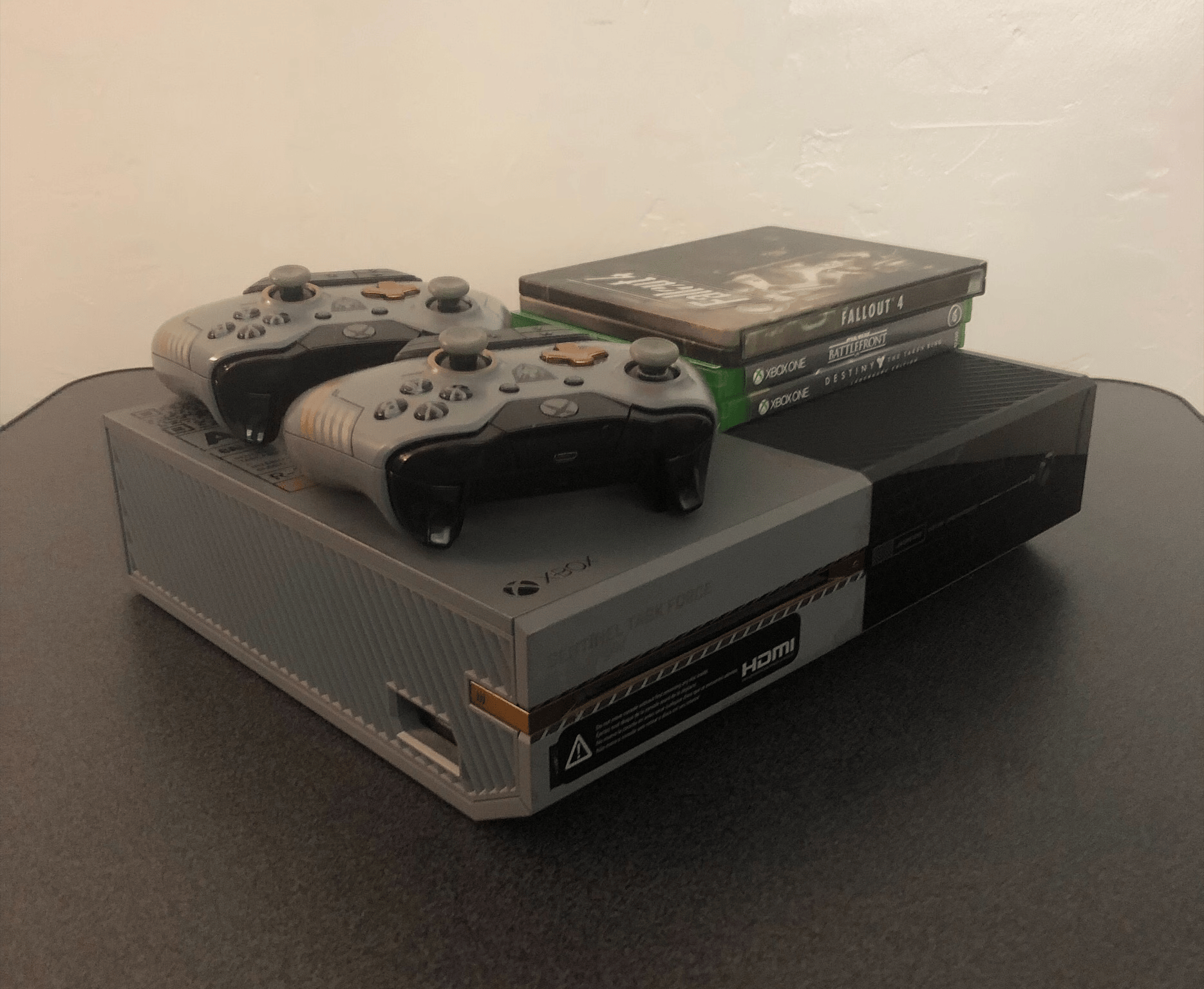 Xbox One Call of Duty: Advanced Warfare Limited Edition 1TB