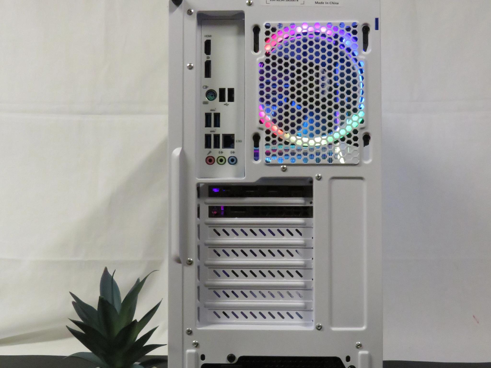 Black and White Beauty! RTX 2080 + Ryzen 5 2600X + 16 GB DDR4 + 1 TB NVME