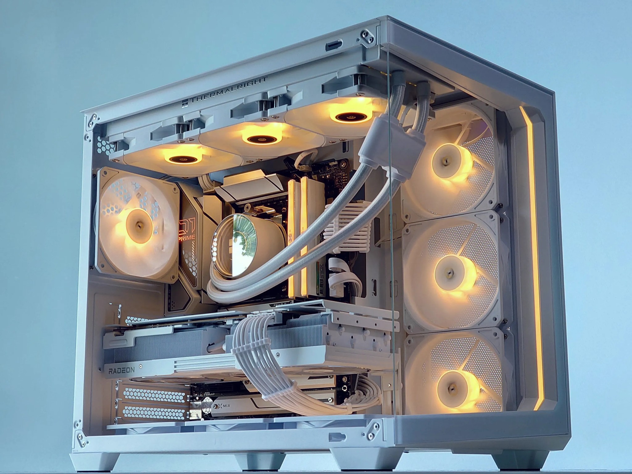 ❄️🤍🐻‍❄️Artic⚪AMD RX 7900 XT 20GB⚪AMD Ryzen 7 7700⚪32GB DDR5⚪2TB NVME