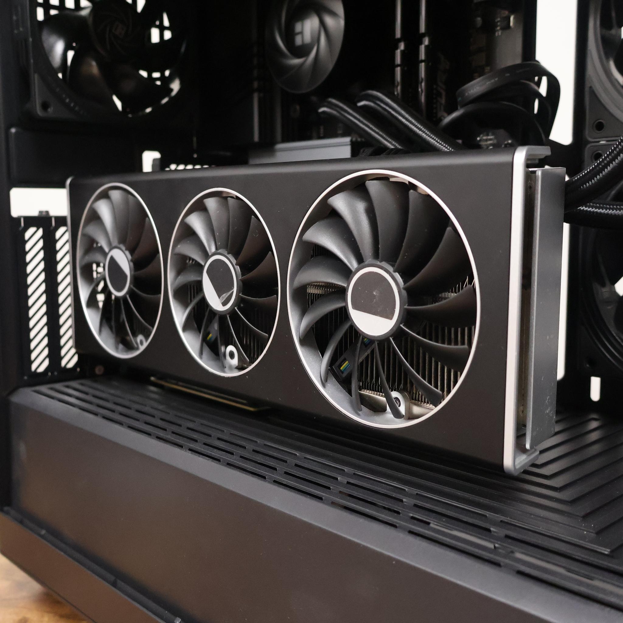 RX 7800 XT Gaming PC – Intel i7-13700K | 16GB DDR5 | 1TB M.2 | 1440p Gaming