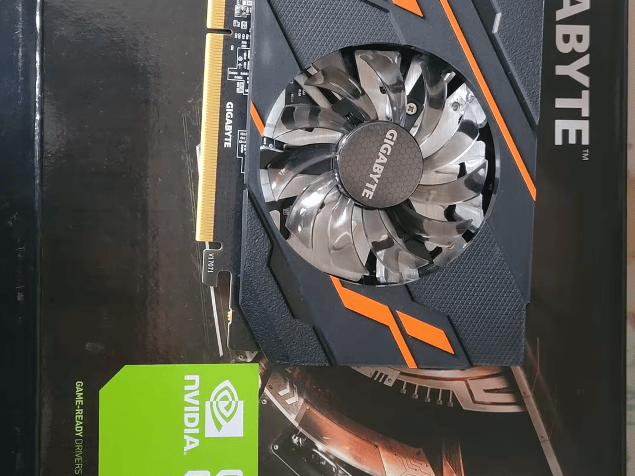 Like new Gt 1030 