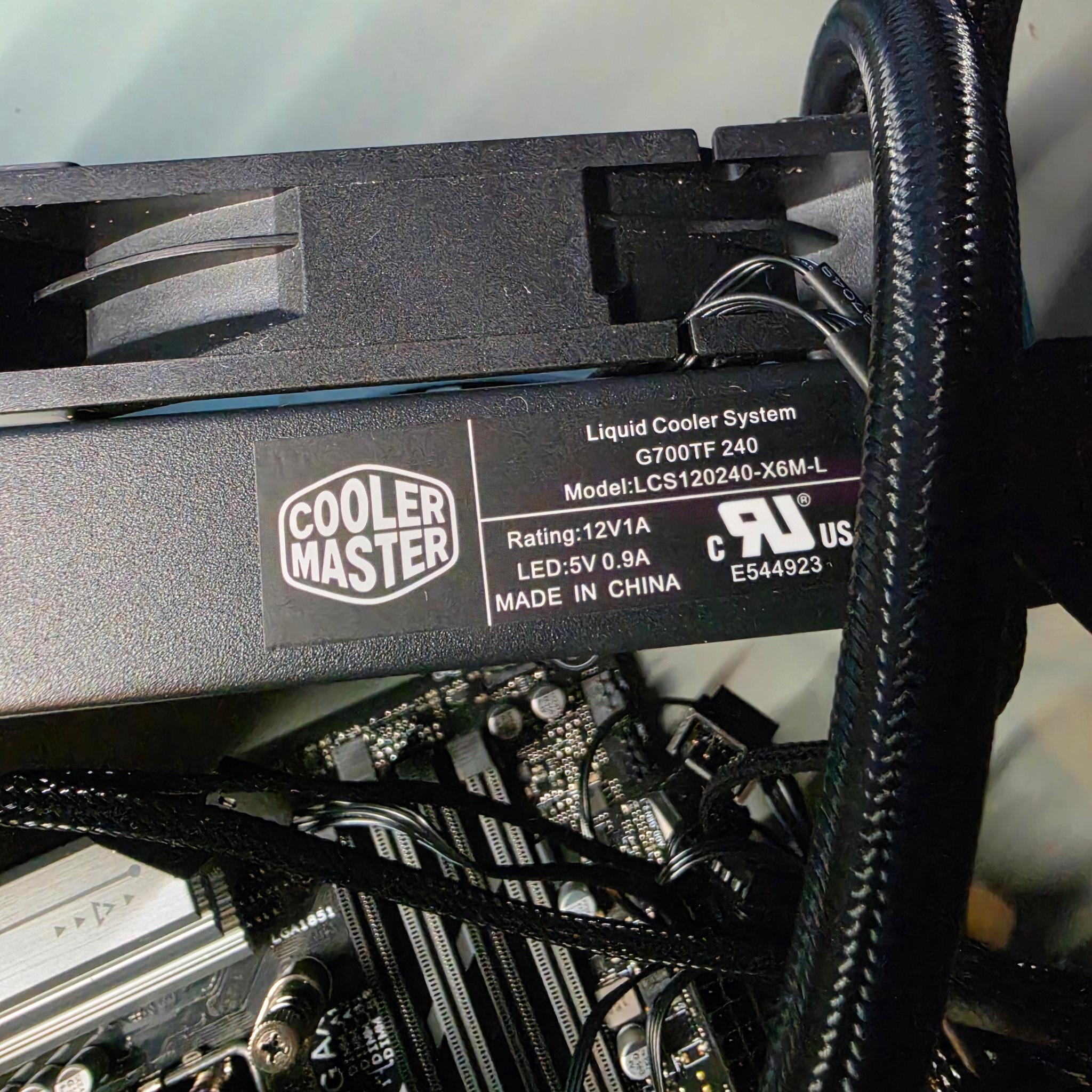 Intel Core Ultra 265f + ASUS B860M MAX GAMING AX + 240MM AIO