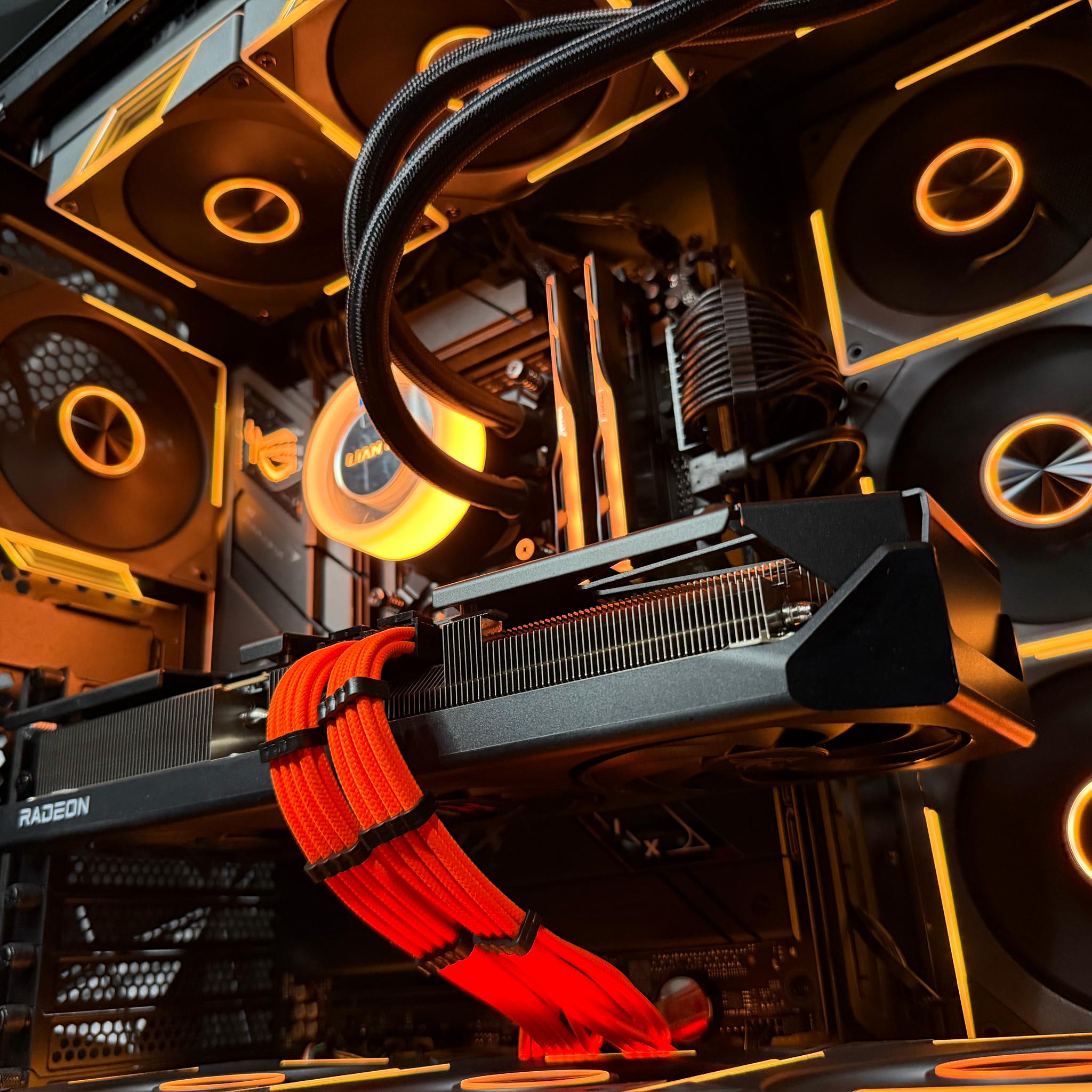 ⭐🔥 STARFIRE 🔥⭐Ryzen 7 9700X| RX 9070XT| 32 GB DDR5 7200MHZ| 1.75  TB NVMe|850W PSU