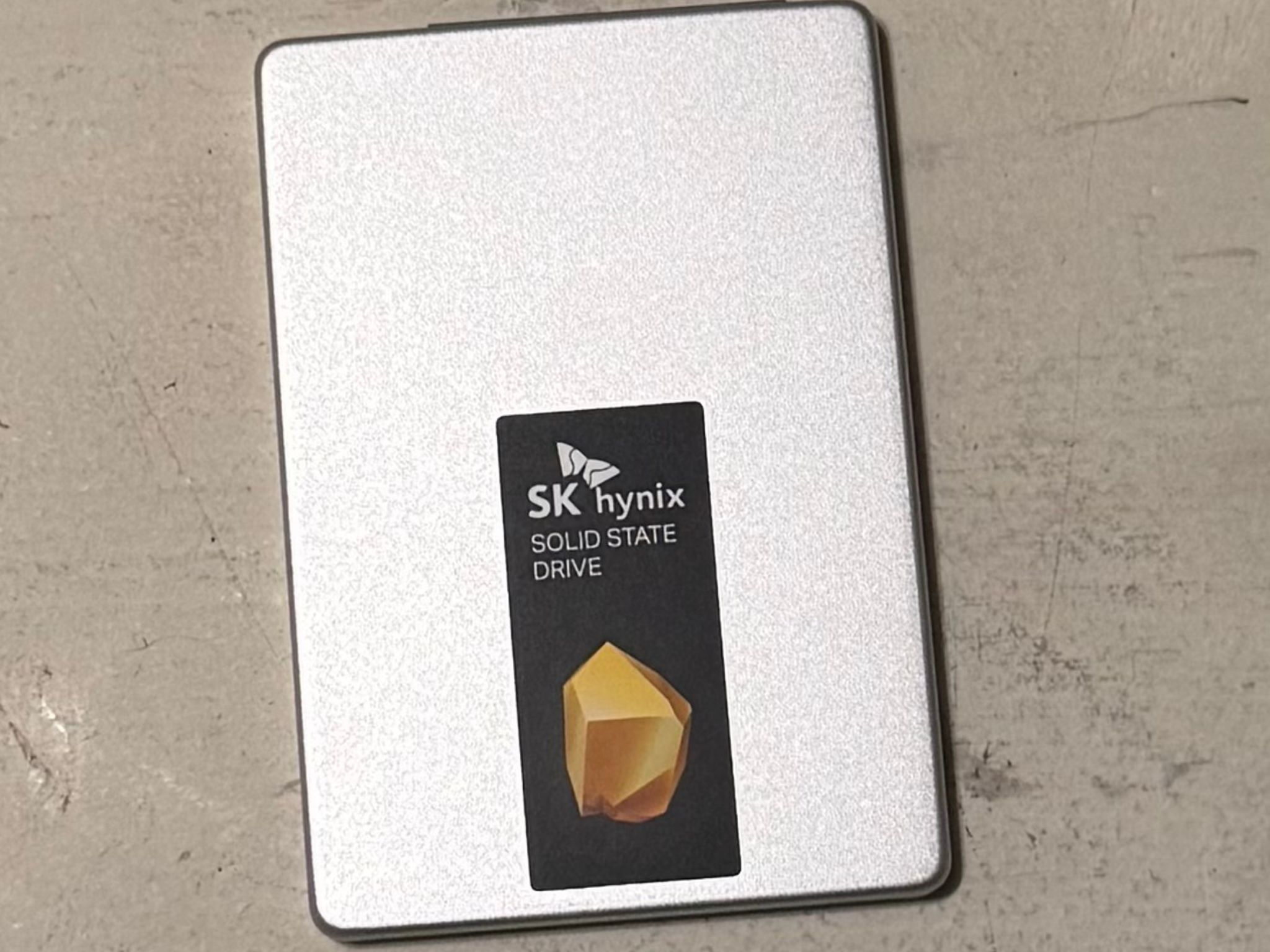 SK Hynix 2.5" Gold S31 1TB SATA III SSD 6Gbps SSD SHGS31-1000GS-2