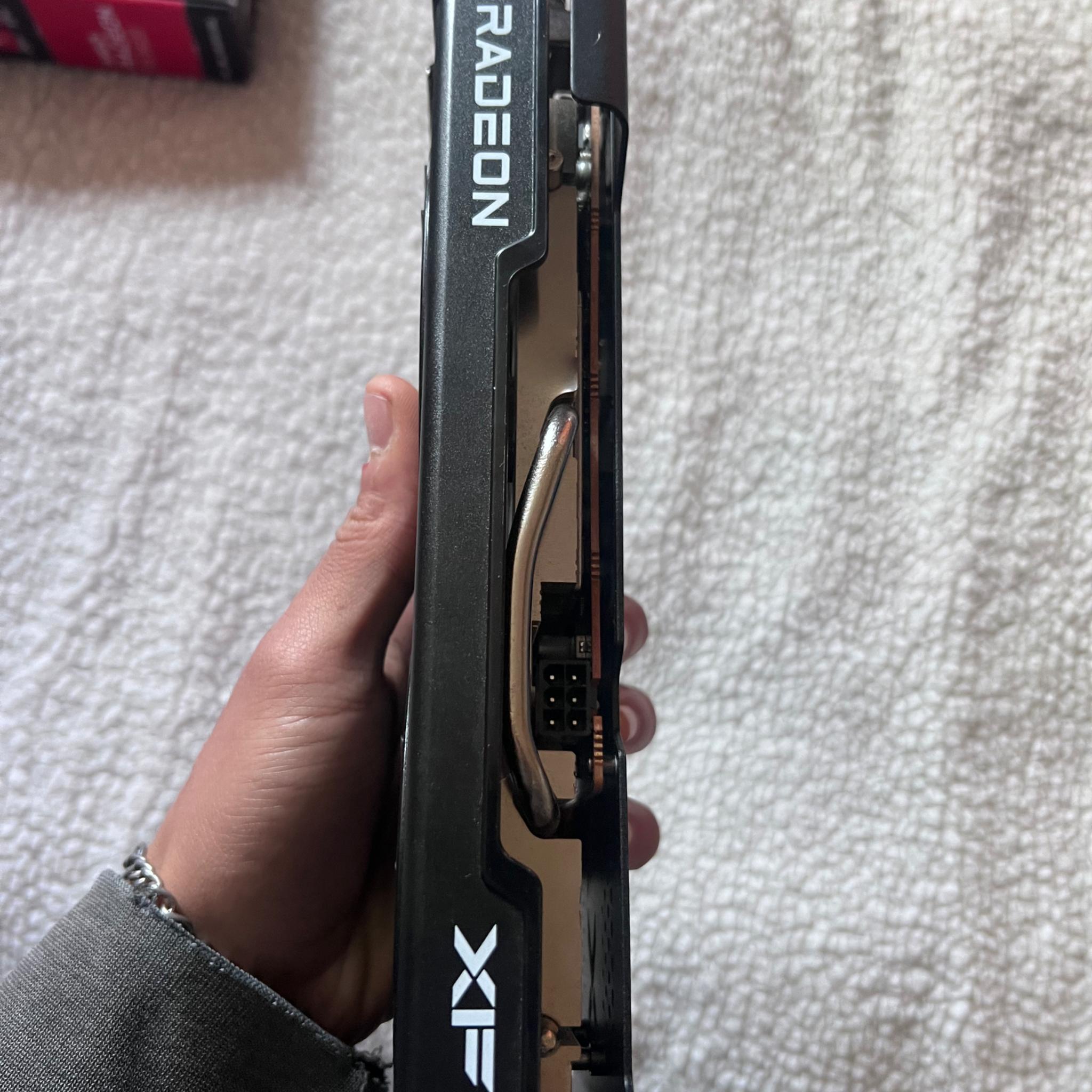 XFX Speedster QICK210 Radeon RX 6500XT 4GB