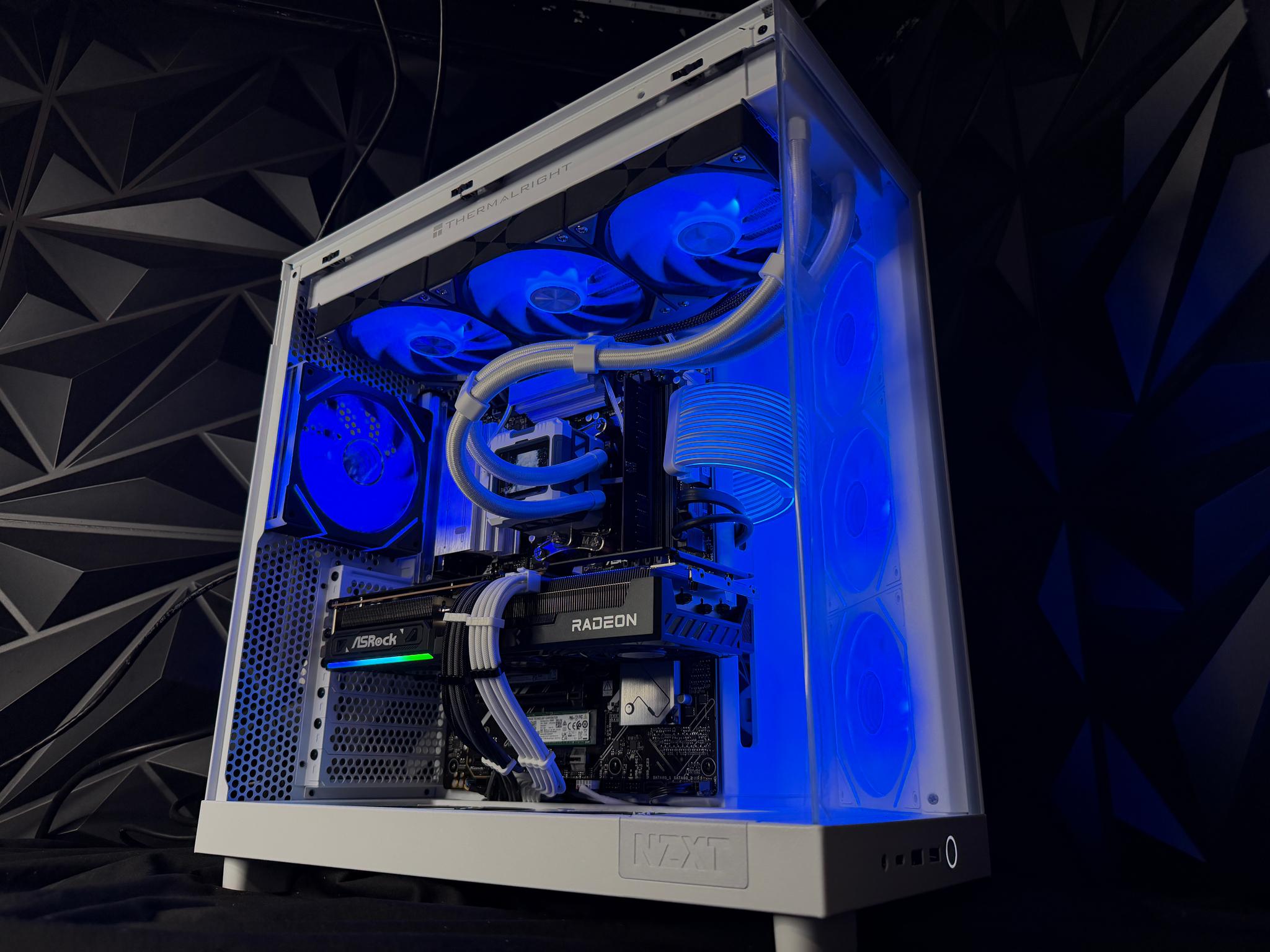 🖤❄️ BLACK ICE ❄️🖤Ryzen 9 7900X| RX 9070 | 4.5 TB NVMe| 32 GB DDR5| 850W Gold PSU