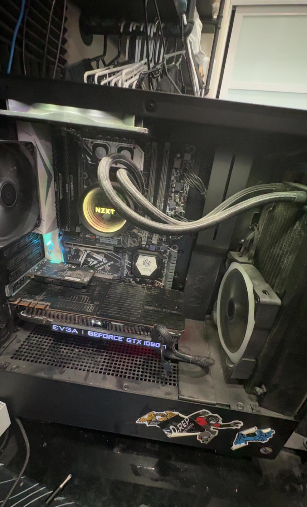 Custom Water-Cooled Gaming PC Build