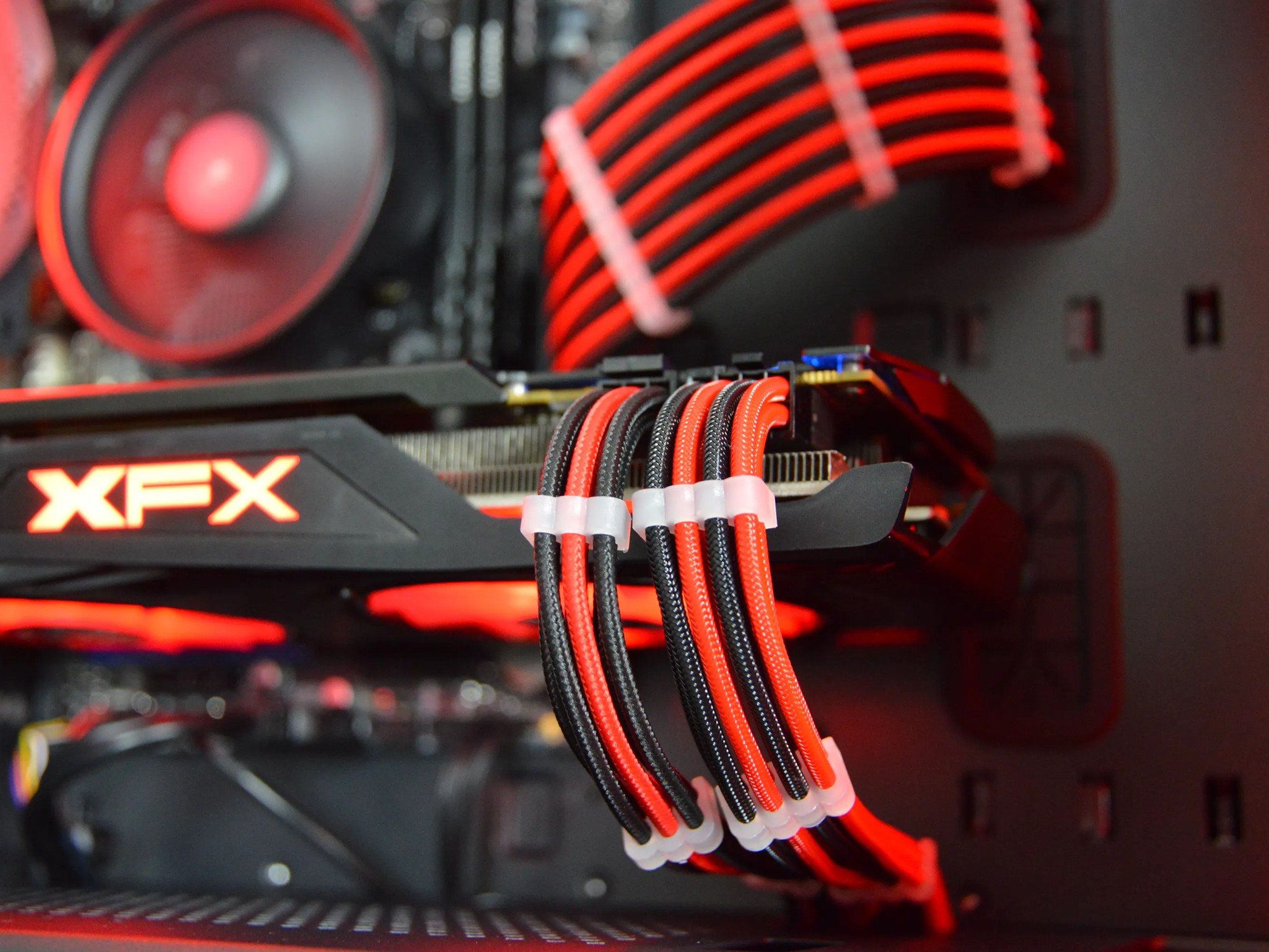 🔴🔥| RX 580 8GB | RYZEN 5 1600 | 16GB DDR4 RAM | 1TB NVME SSD | Scarlet Fire 2.0|