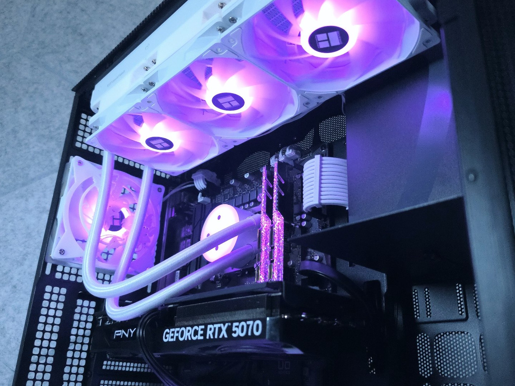 💜RTX 5070 | Core i7 14700F | 1440p Gaming Computer