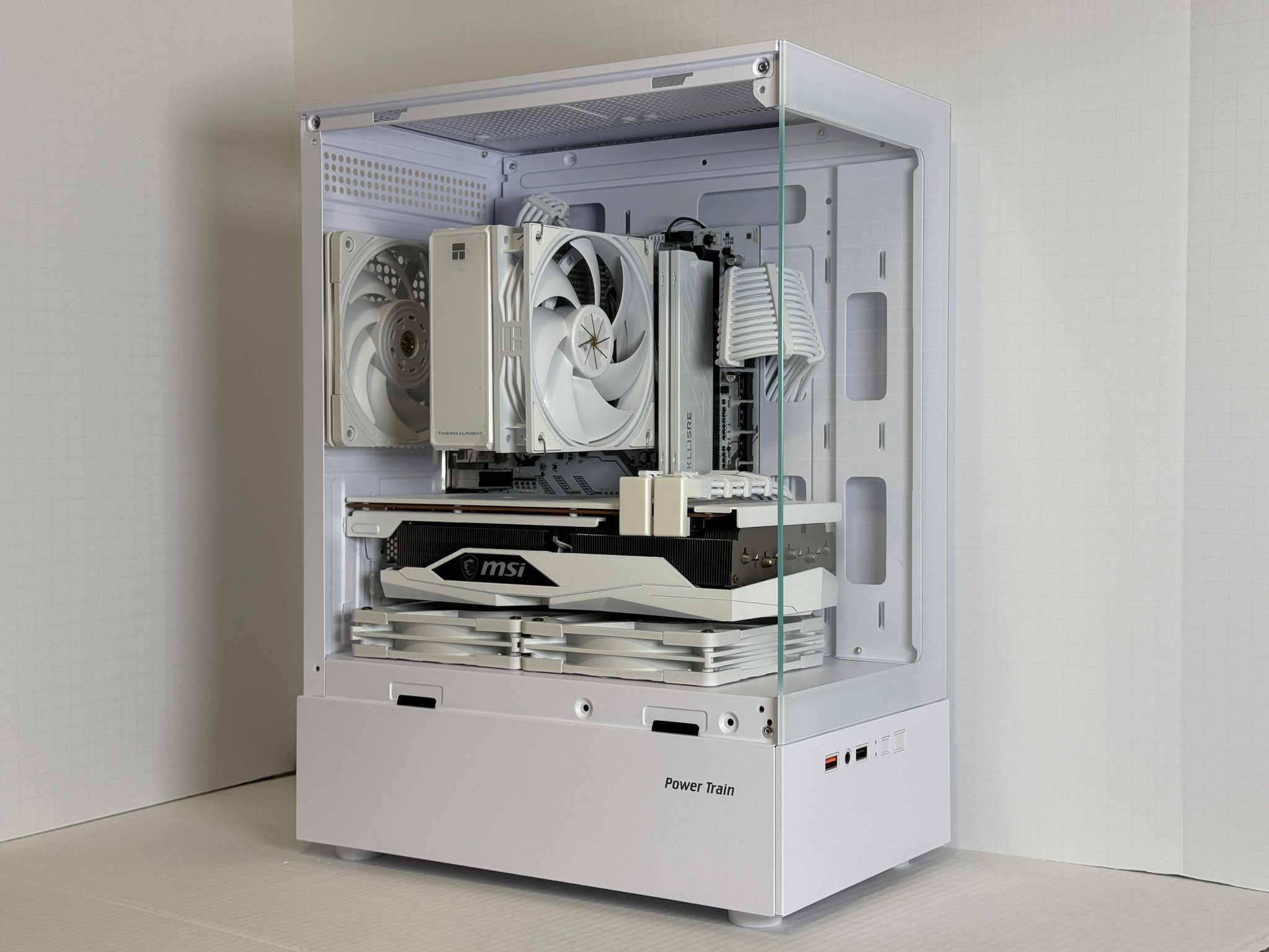 ❄️Arctic White❄️ 1440p | RX 6700 XT | Ryzen 5 5600 | 1TB NVMe | 16GB DDR4