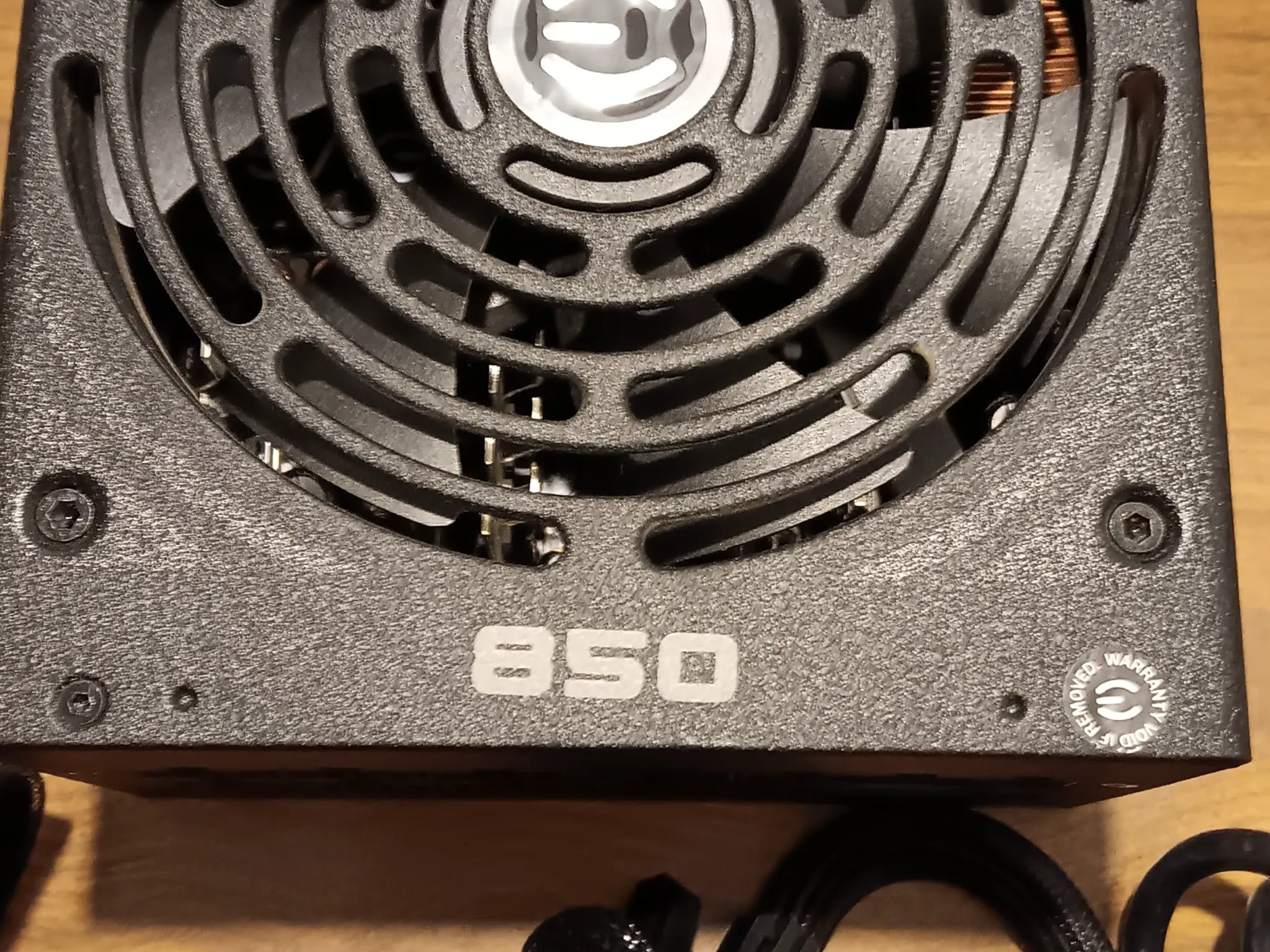 EVGA SuperNova 850 watt PSU Complete in 650 watt Box