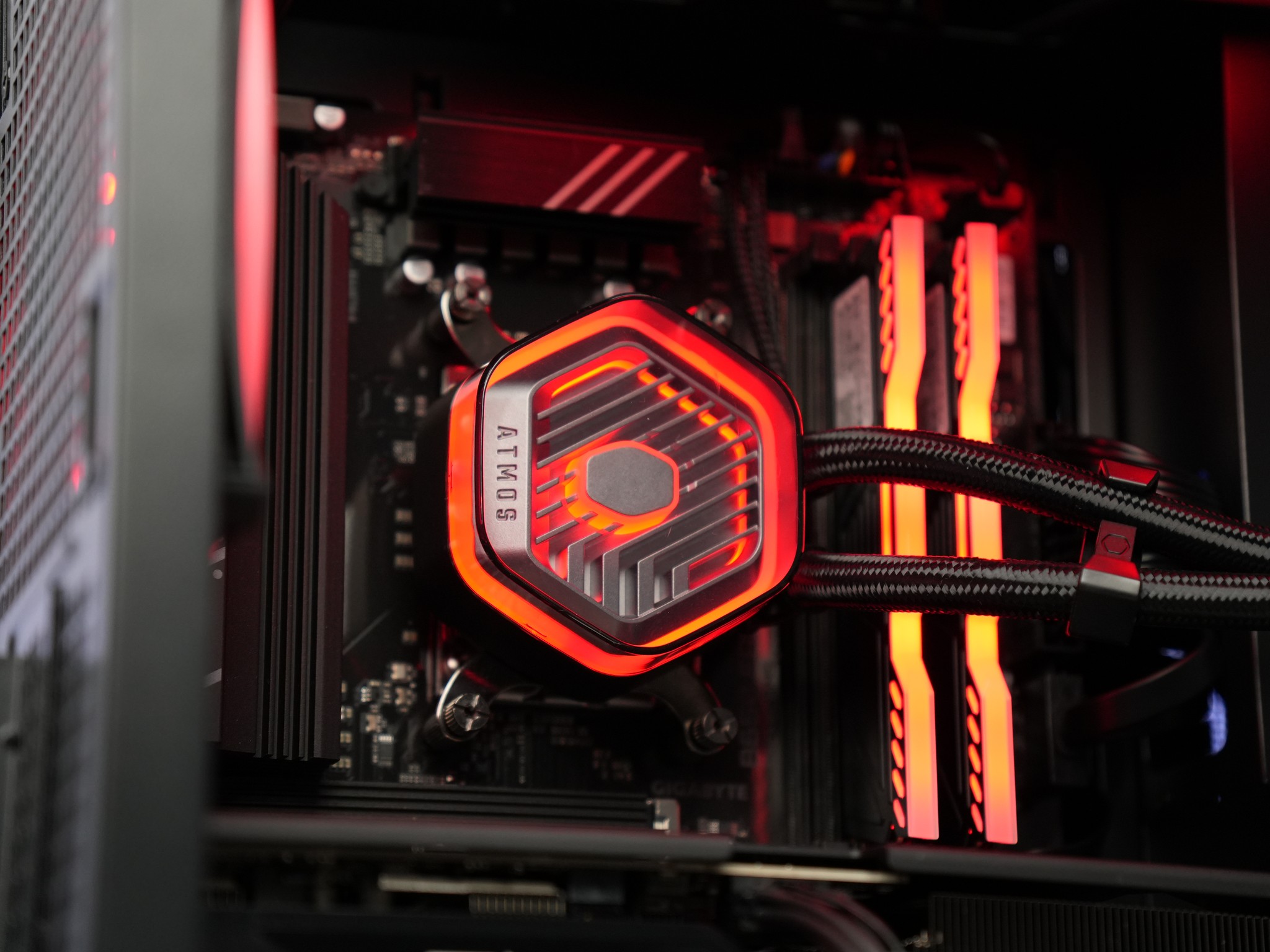 Gaming PC | RTX 5070 | RYZEN 9 7900X | 32GB DDR5 | 2TB SSD | WIFI & BT| WINDOWS 11