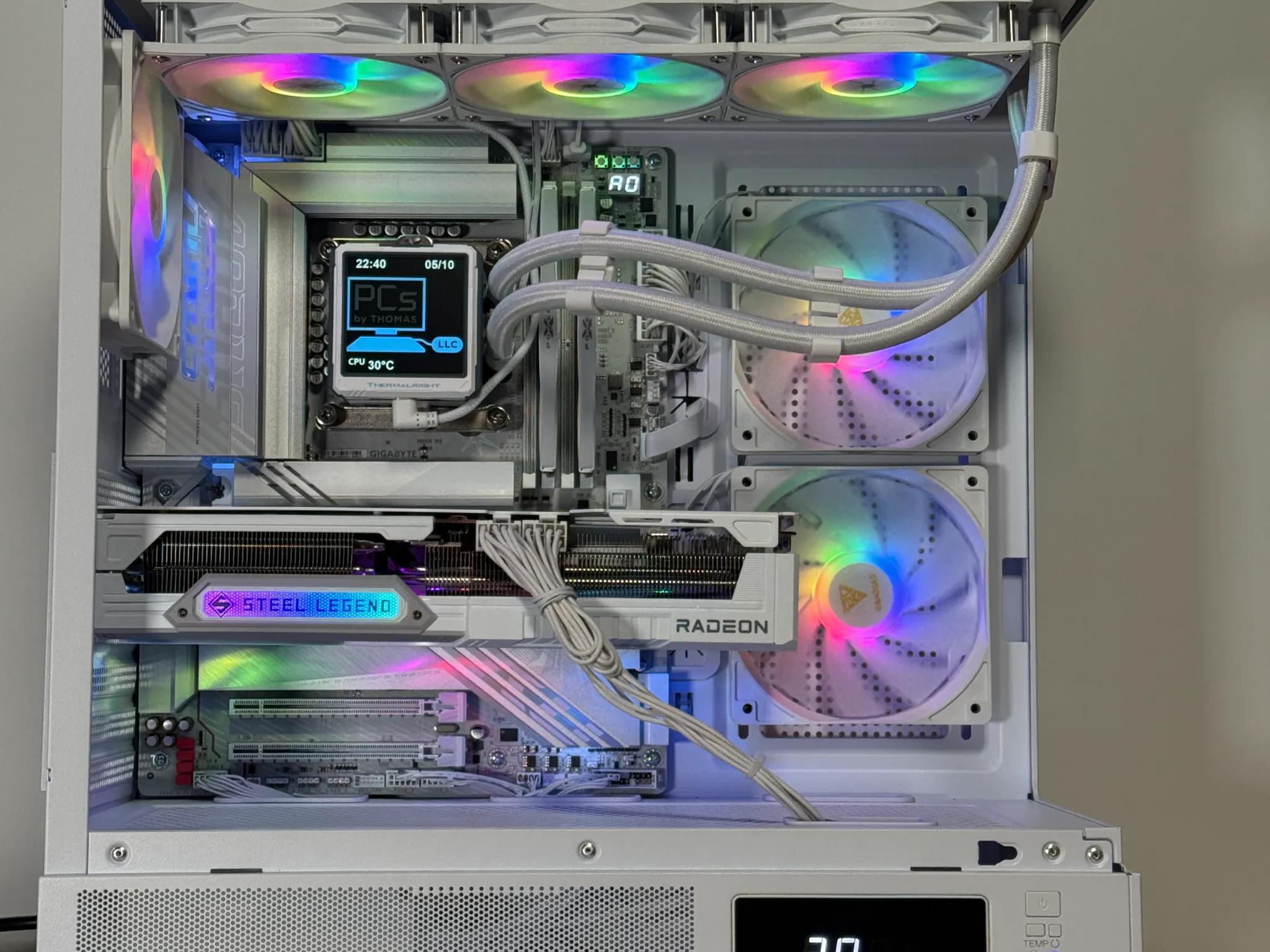 Intel Core Ultra 7 265k RX 9070XT Gaming PC