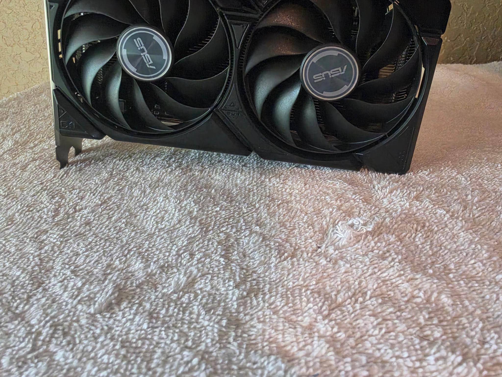 ASUS Dual Radeon RX 9060 XT 16GB