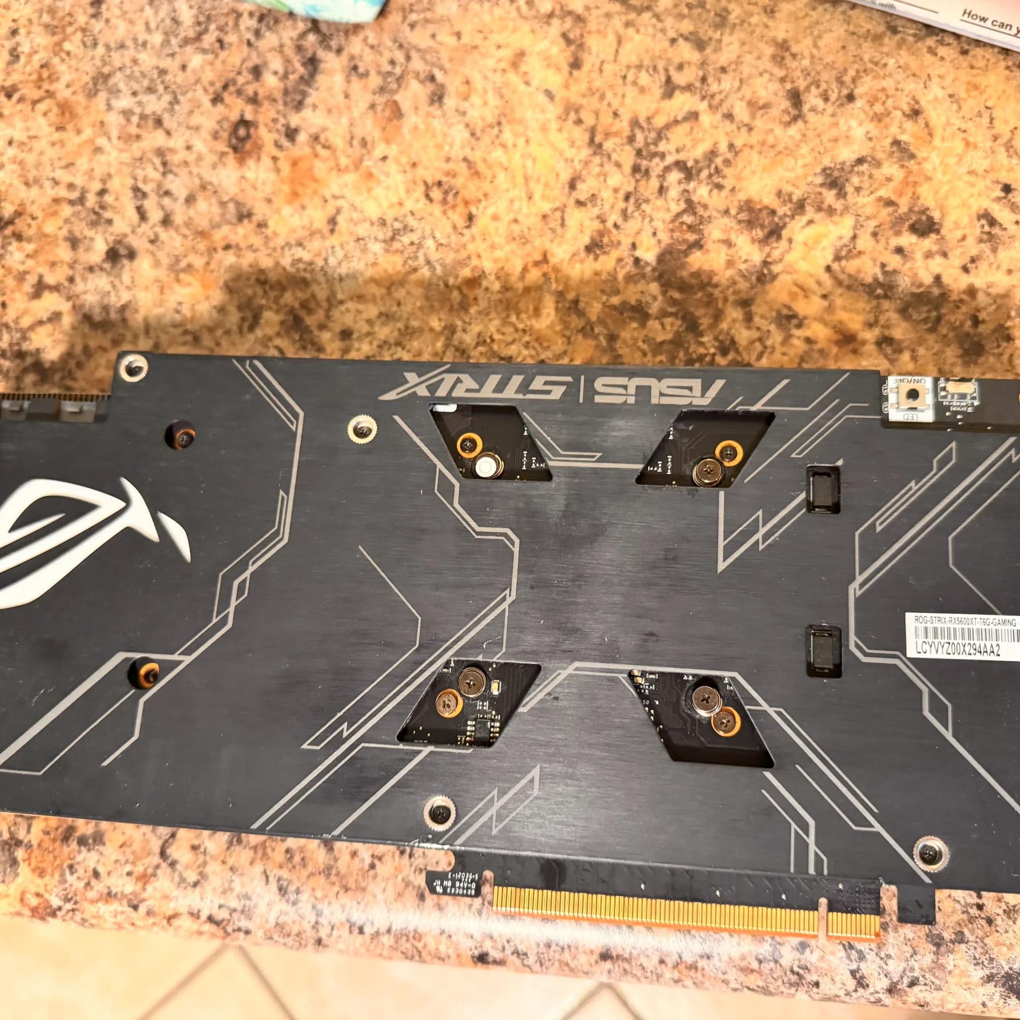 ASUS ROG Strix RX 5600XT