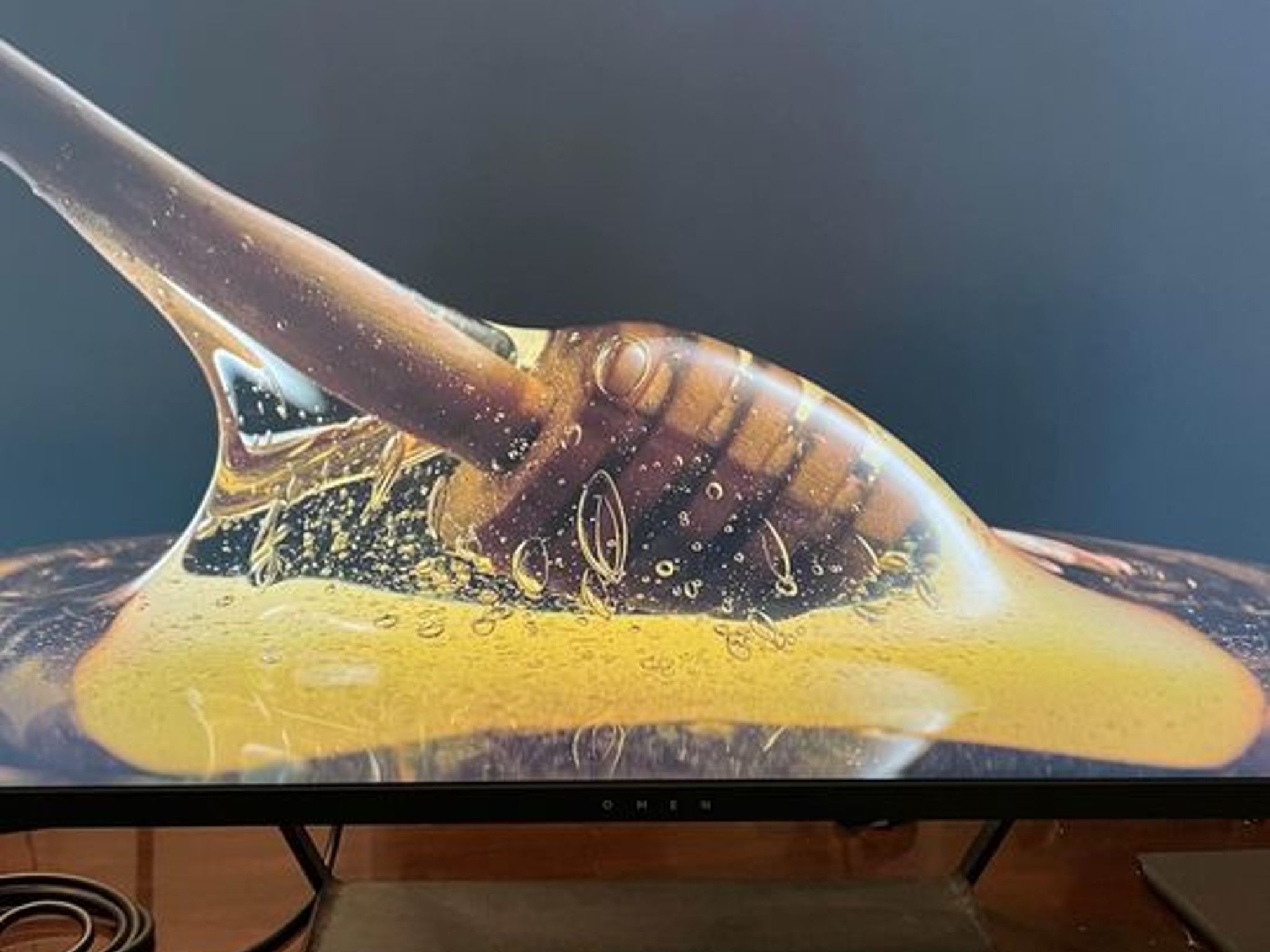 HP OMEN 32