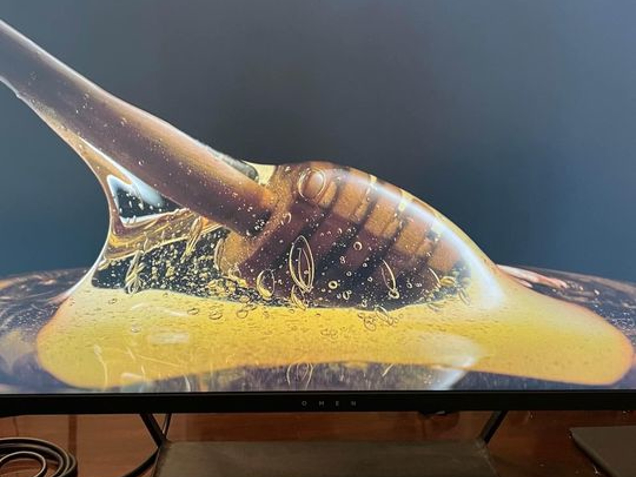 HP OMEN 32