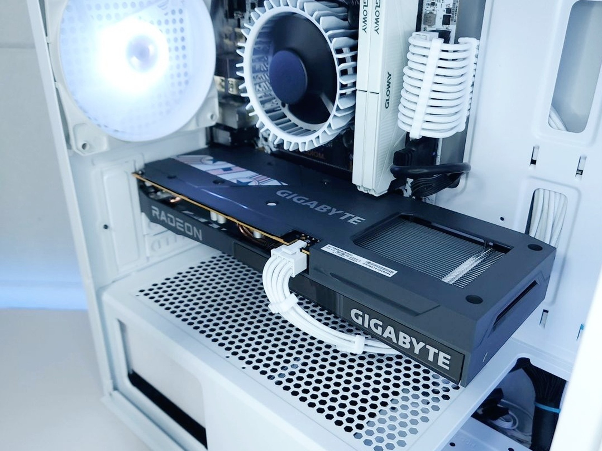 🤍🤍1080p Gaming | RX 6600 | Core i3 12100T | 16GB 5200MHz DDR5 | 1TB M.2 NVMe