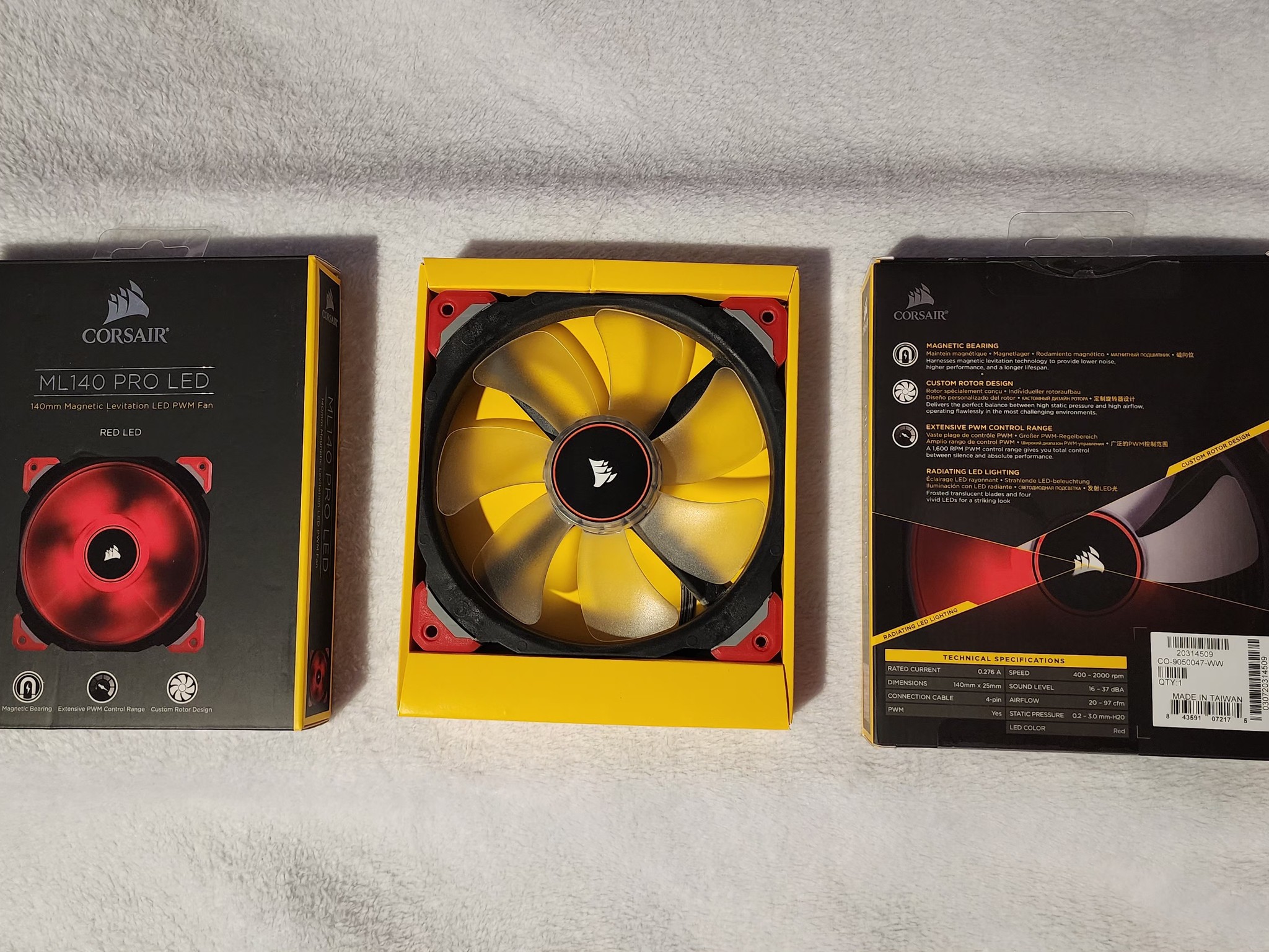 3 Corsair ML140 Pro LED, Red, 140mm Premium Magnetic Levitation Cooling Fans, 4 Pin