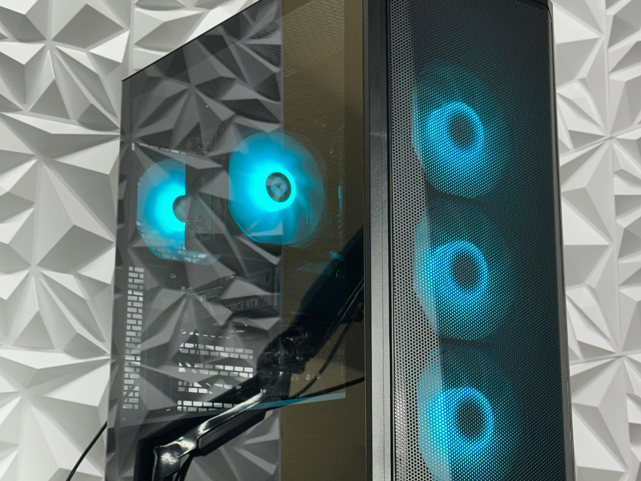 RTX 5060 / Ryzen 5 5500 / 16GB 3000Mhz DDR4 / 1TB Kingspec Nvme / Windows 11