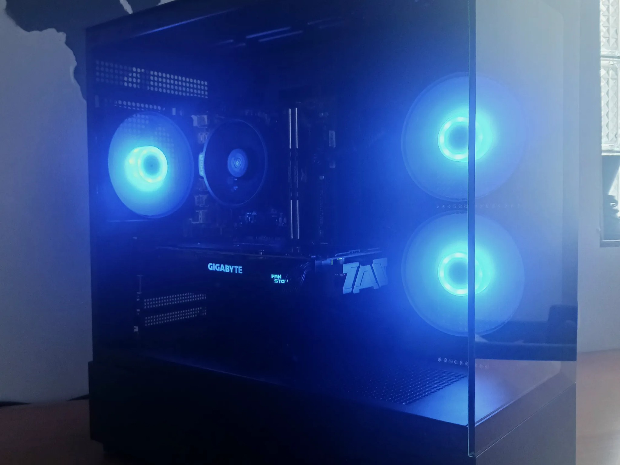 Budget Gaming PC! Ryzen 5 3600 - GTX 1070 - 16 GB DDR4 RAM