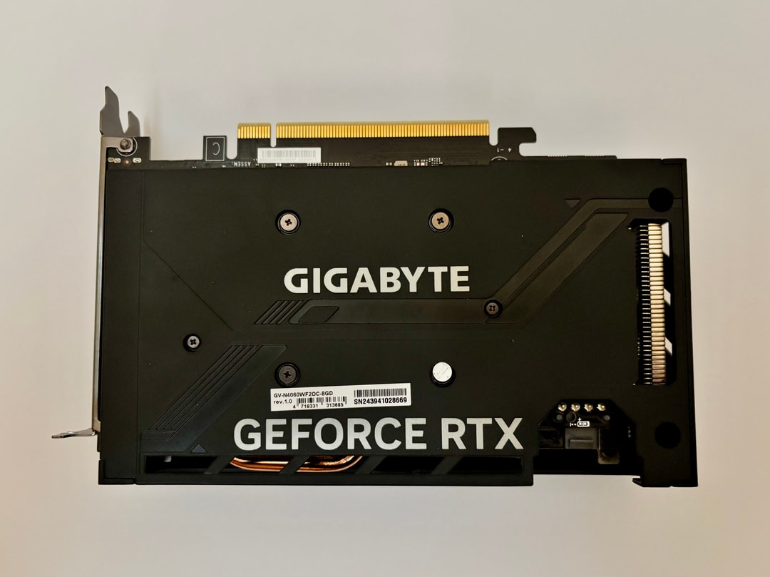 GIGABYTE EAGLE OC GeForce RTX 4060 | Jawa