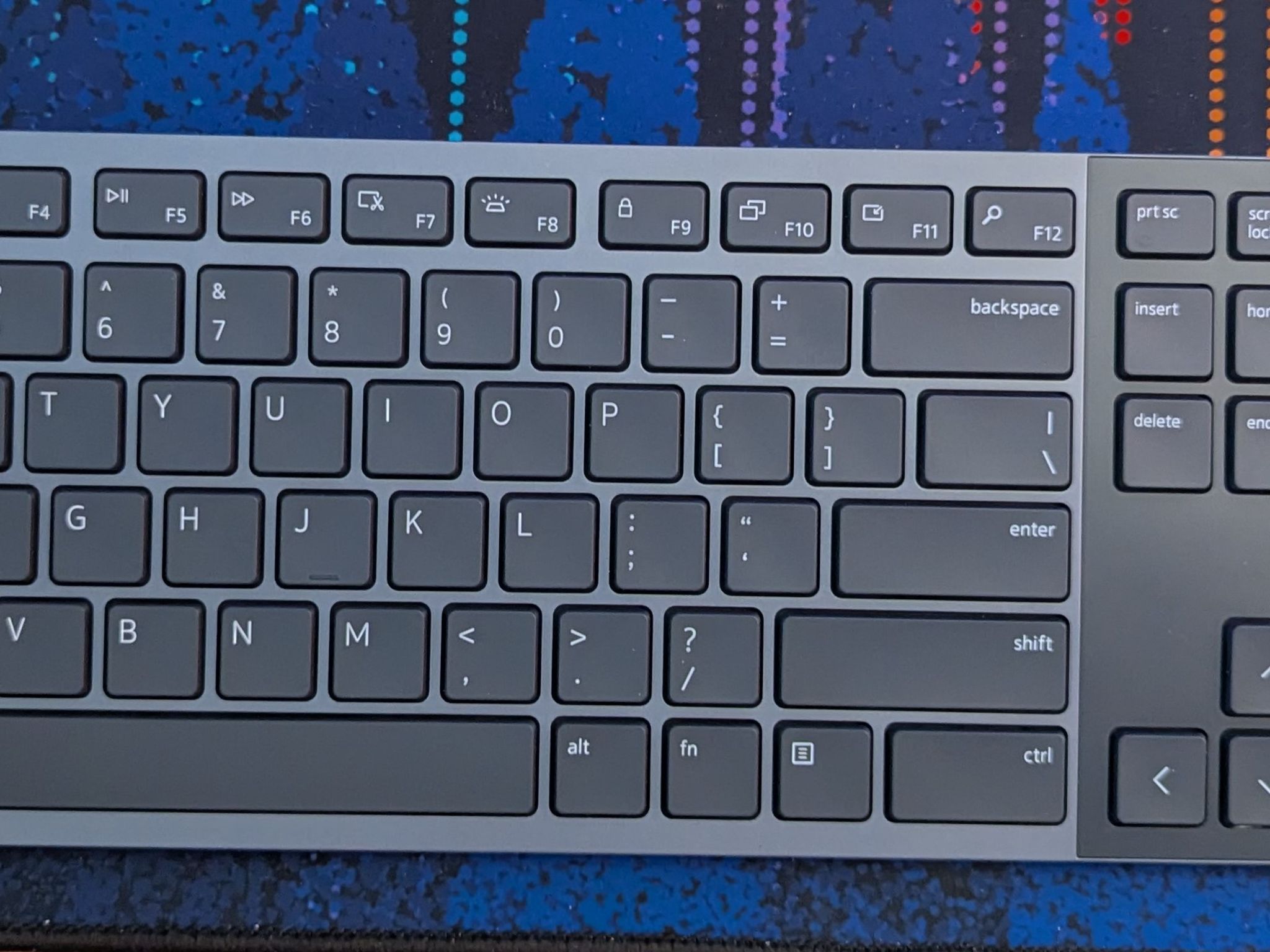 Dell KB900 Keyboard - Low Profile - Backlit - Collaboration Buttons