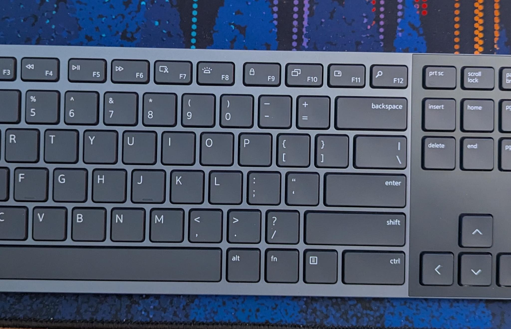 Dell KB900 Keyboard - Low Profile - Backlit - Collaboration Buttons