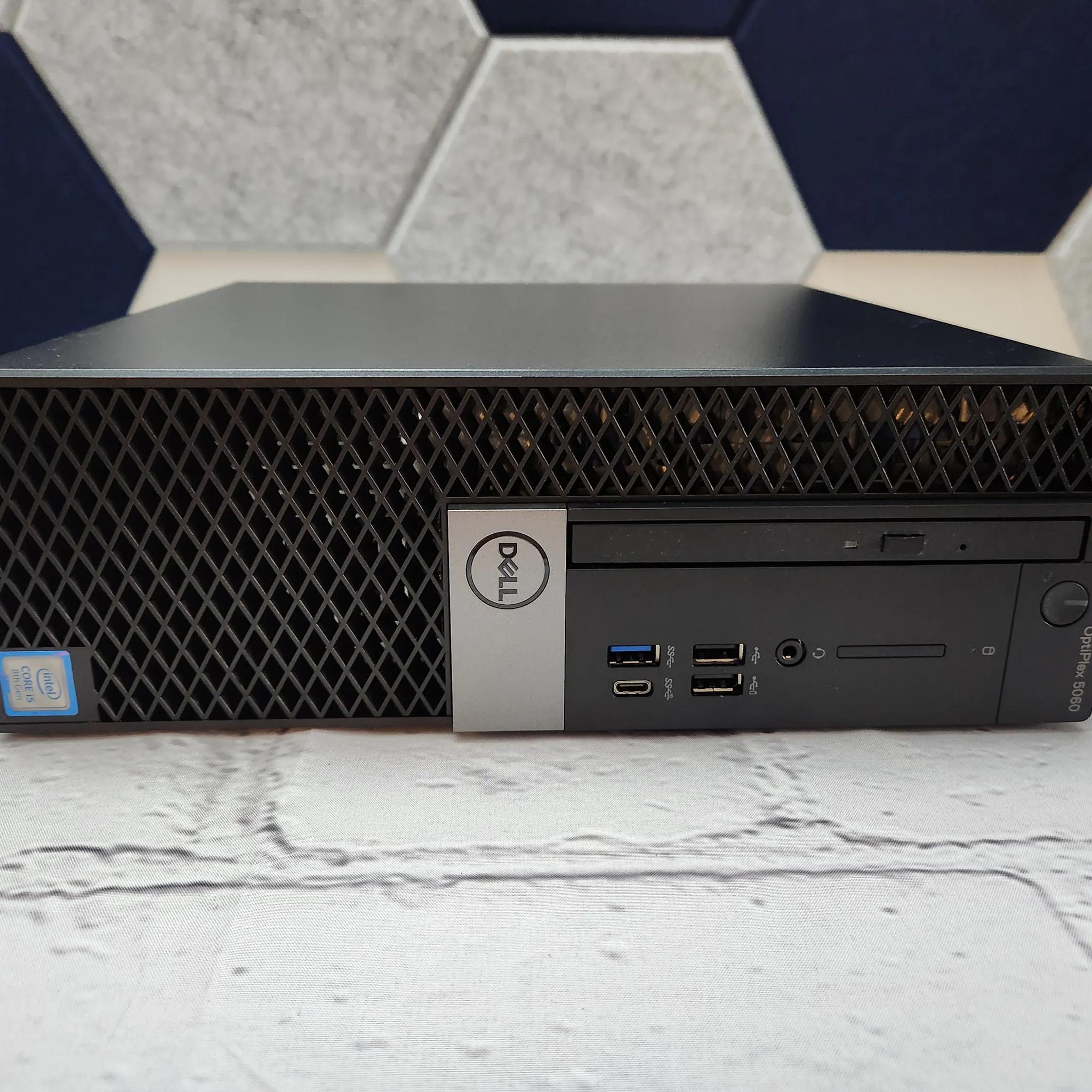 Faceplate swapped Dell Precision 3431