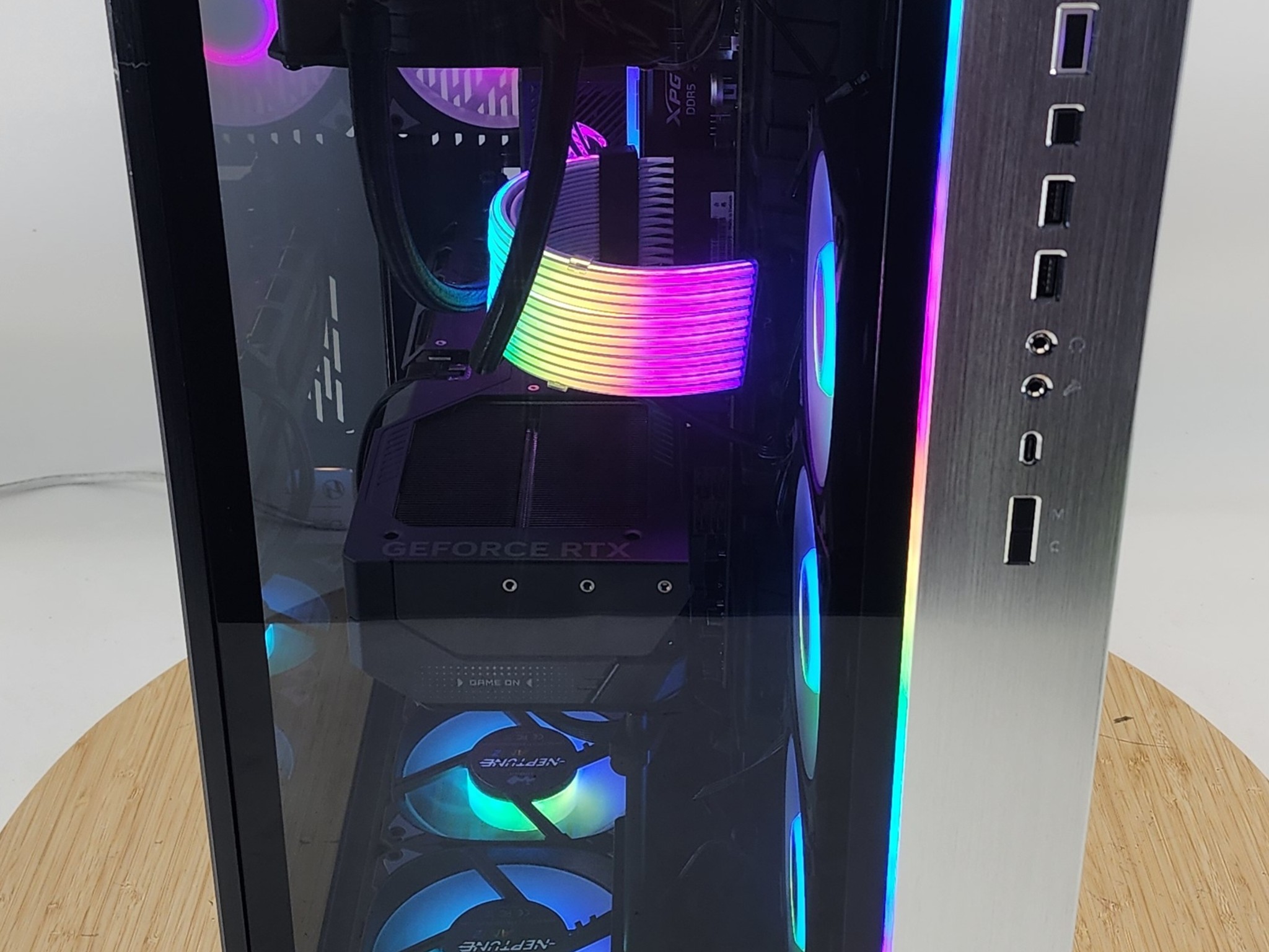 Gaming PC Ryzen 7 9850X3D 32GB RAM 2TB SSD RTX 5080 16GB Windows 11 Computer