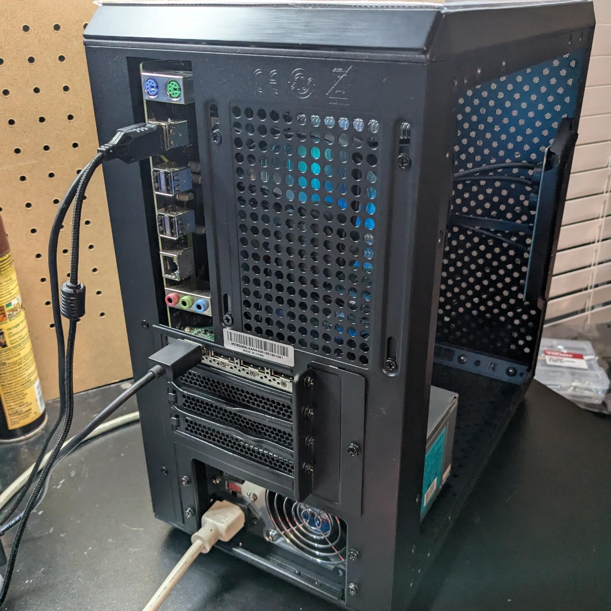 70 FPS Fortnite | 180 Day Warranty | Xeon (Same as i7), 32GB RAM, 4GB Nvidia, 250GB SSD, Win10