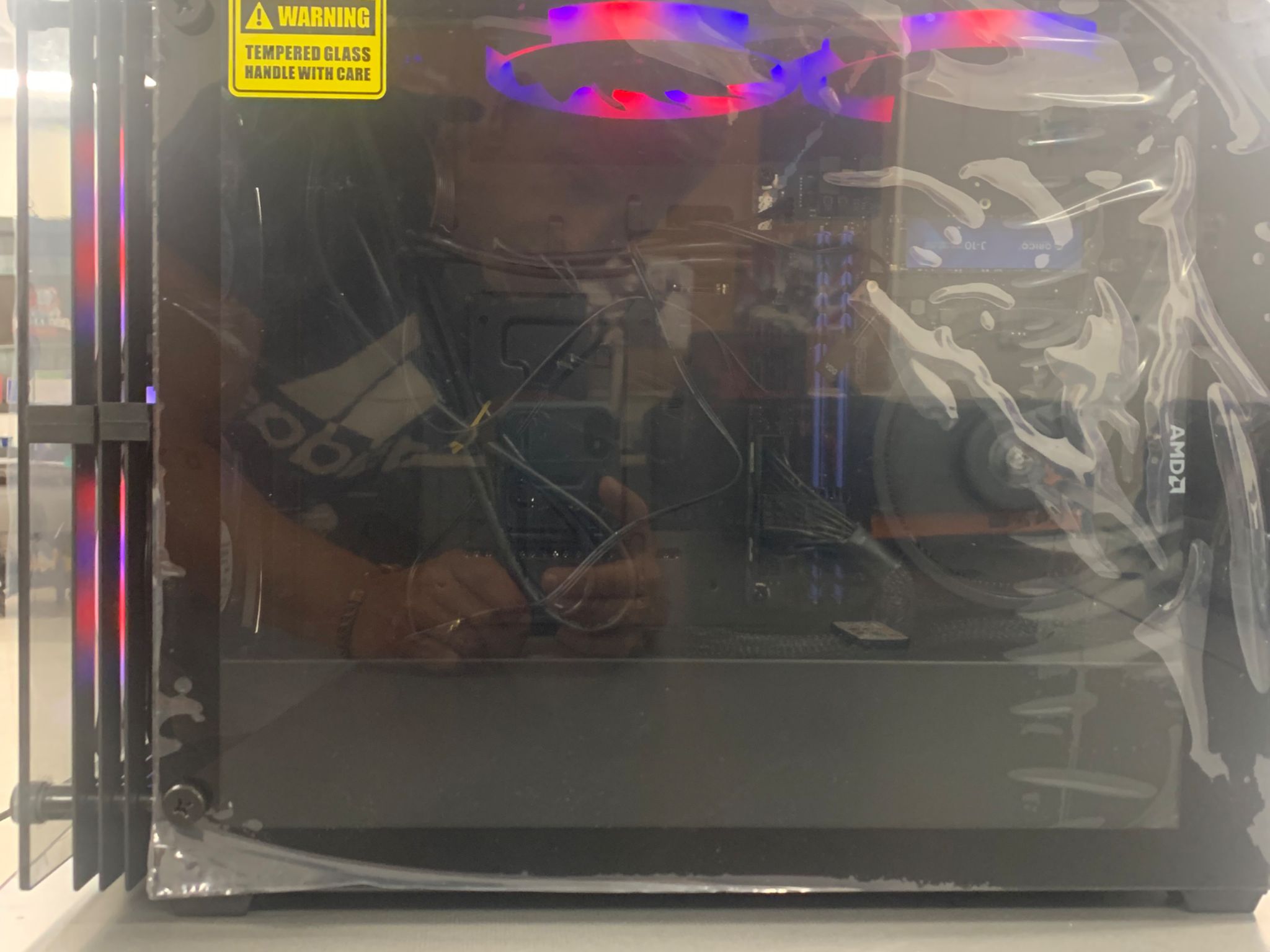 Little Fighter! Perfect 1080 p rx 6600 ITX build