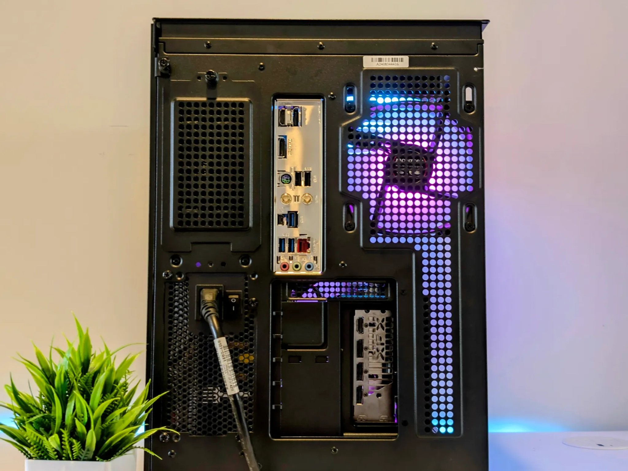 AMD BEAST | RX 7700XT | AMD RYZEN 9600X | 1TB NVME SSD | 32GB DDR5 6000MT/S | ARGB | WATER COOLED