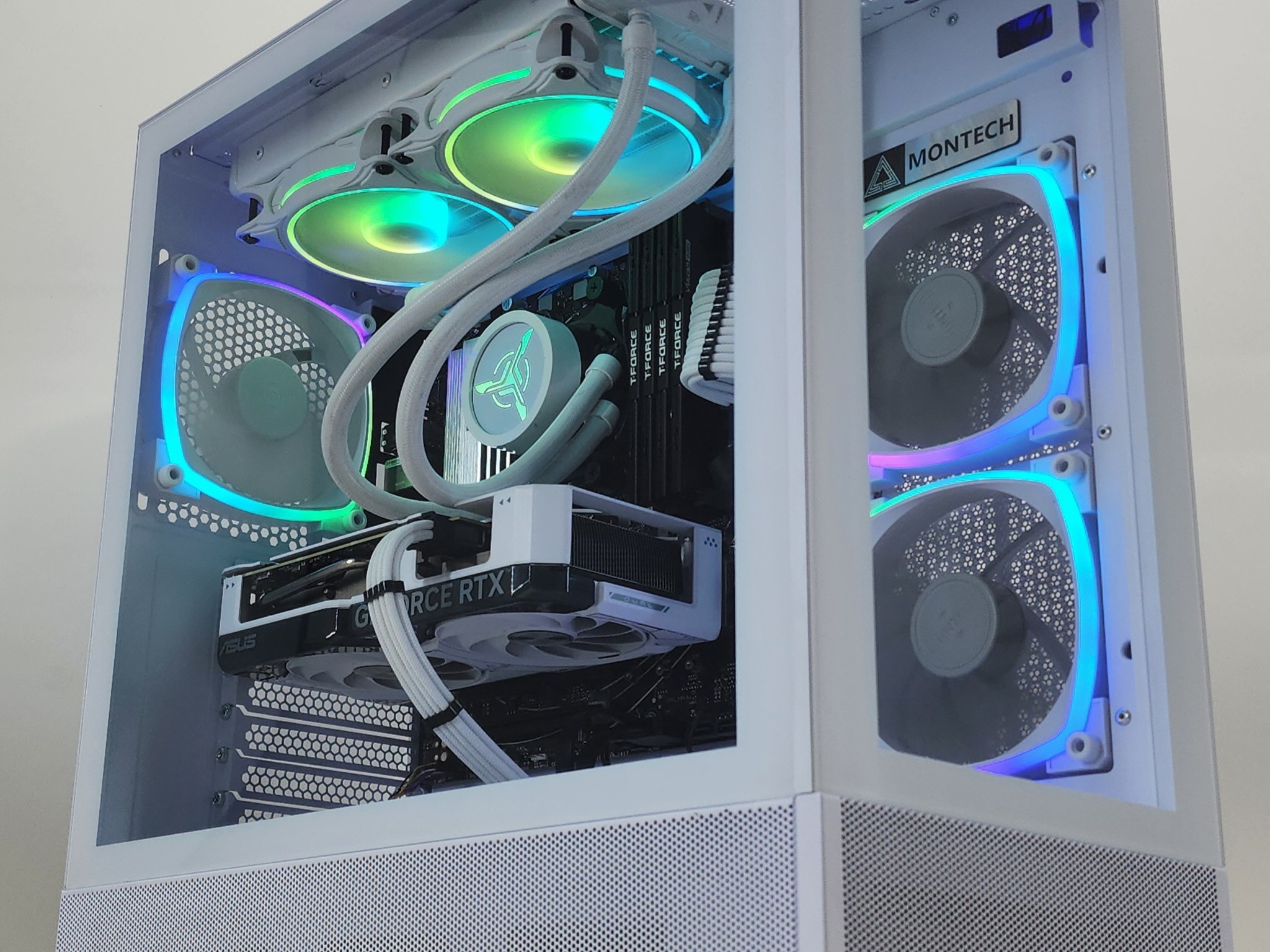 Gaming PC Ryzen 7 7700 32GB RAM 1TB SSD RTX 4060 Ti 8GB Windows 11 Computer