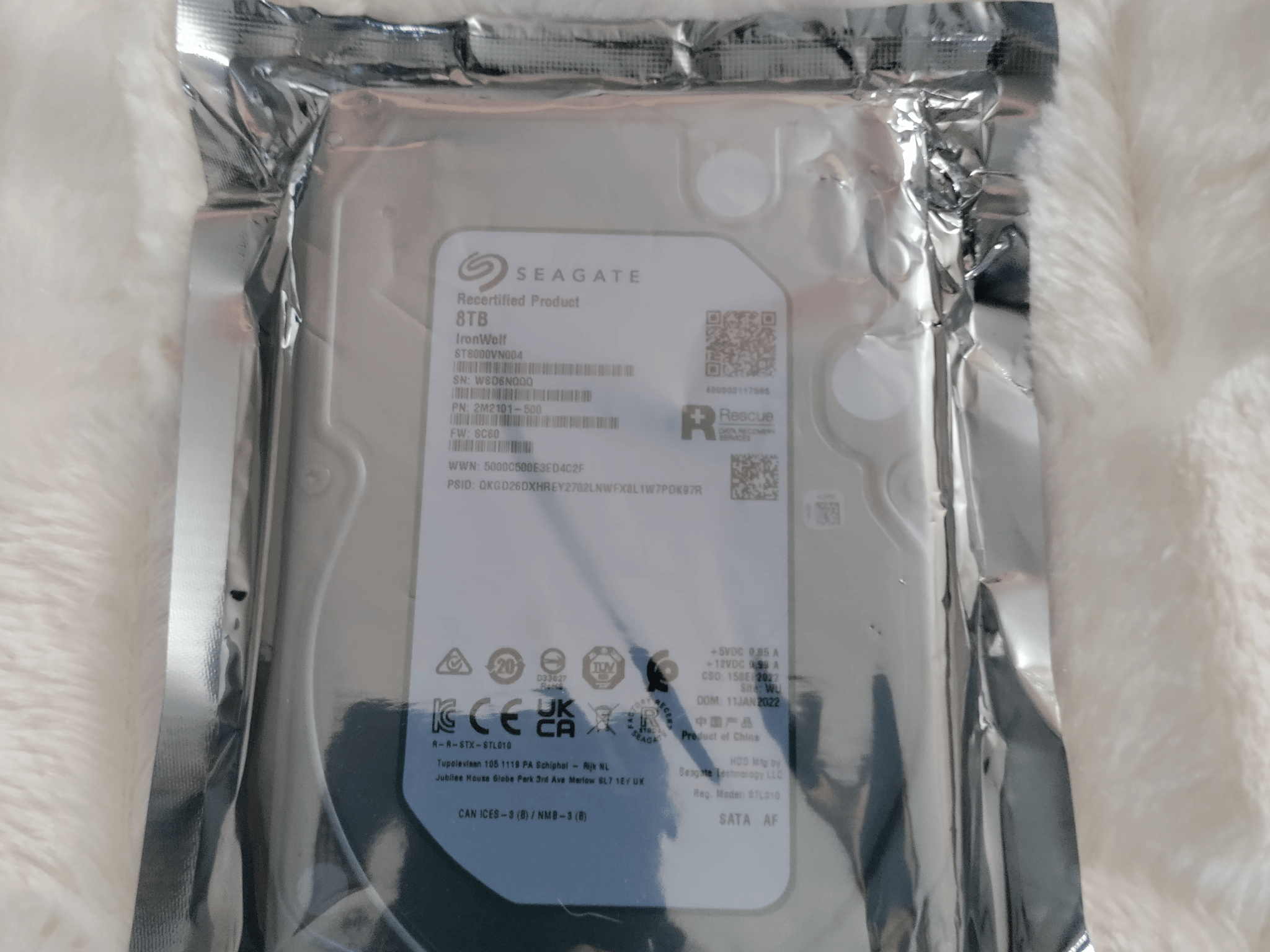 Seagate IronWolf 8TB harddrive HDD! Sealed with full warranty March 2025